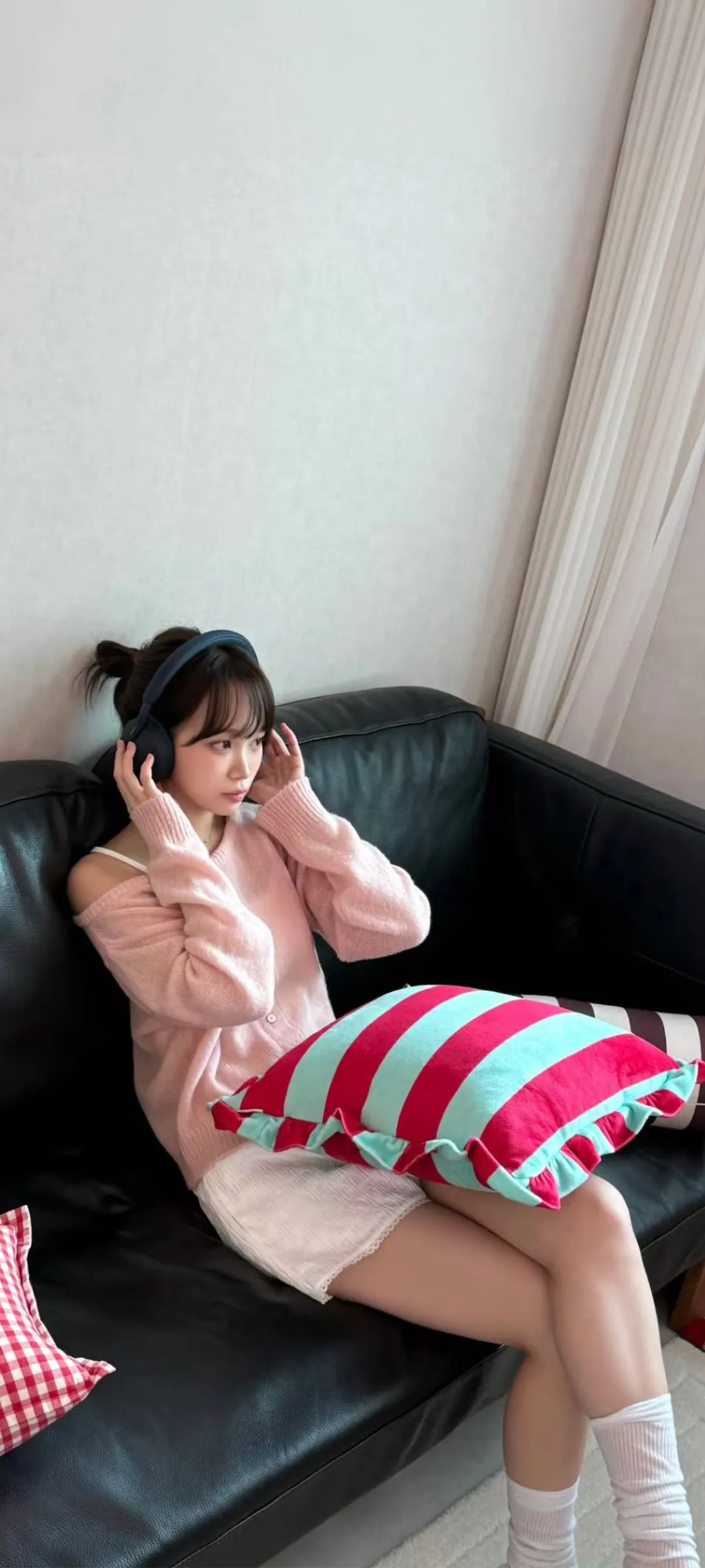Wallpaper layar kunci hp Kim Chae-won 4K HD download — IZ*ONE, LE SSERAFIM