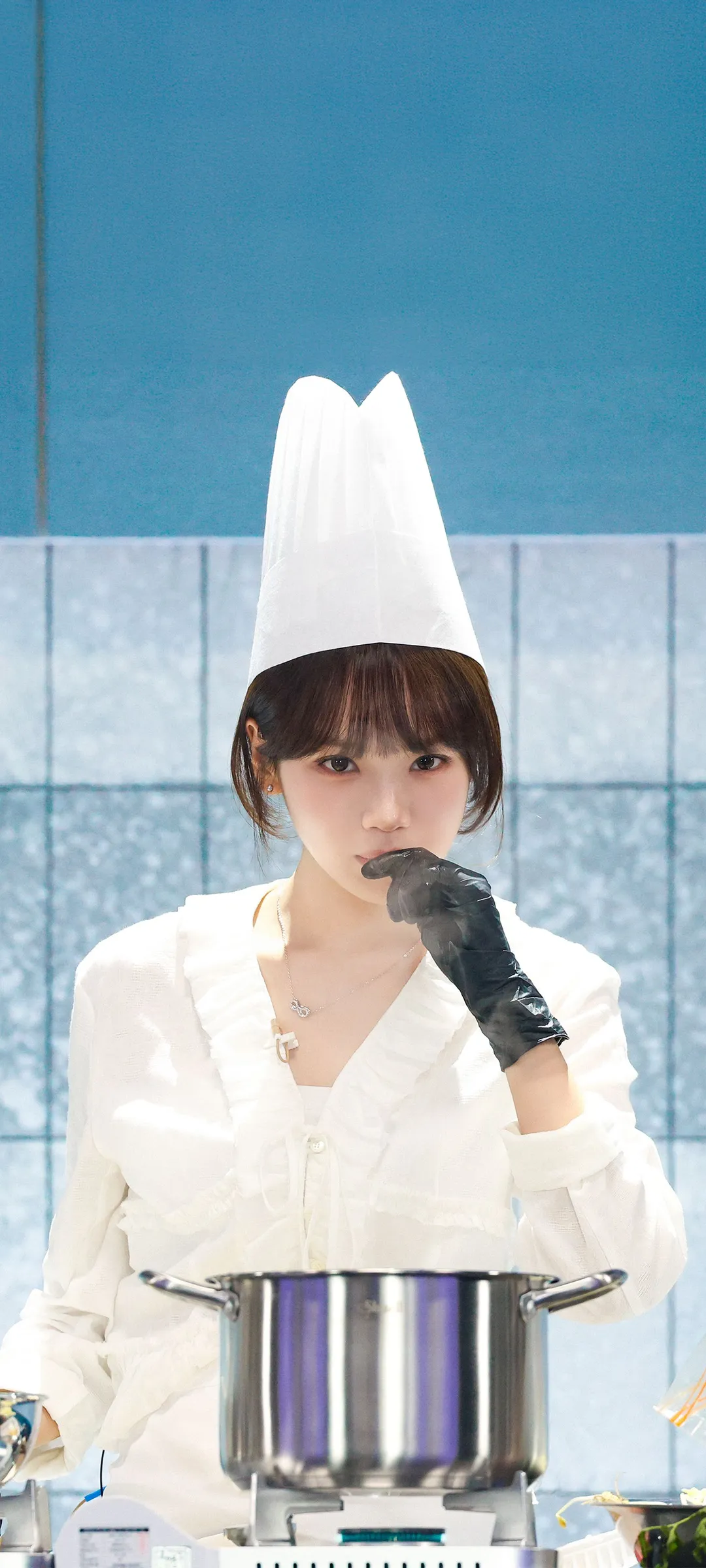 Wallpaper layar kunci hp Kim Chae-won 4K HD download — IZ*ONE, LE SSERAFIM