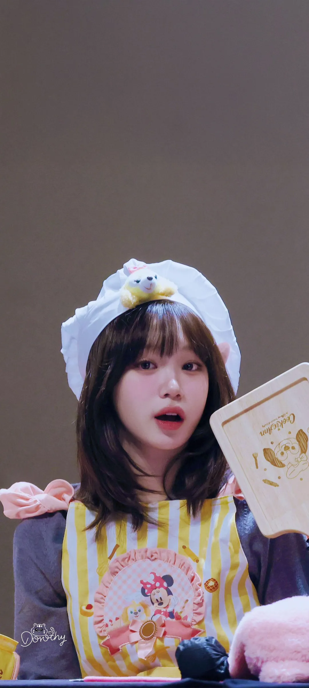 김채원 잠금화면 폰 배경화면 4K HD 다운로드 — 아이즈원, 르세라핌