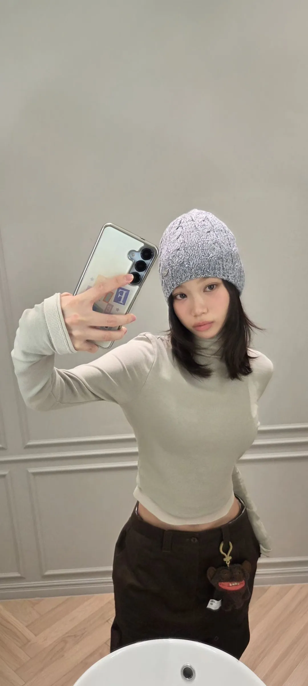 Kim Chae-won lock screen phone wallpaper 4K HD download — IZ*ONE, LE SSERAFIM