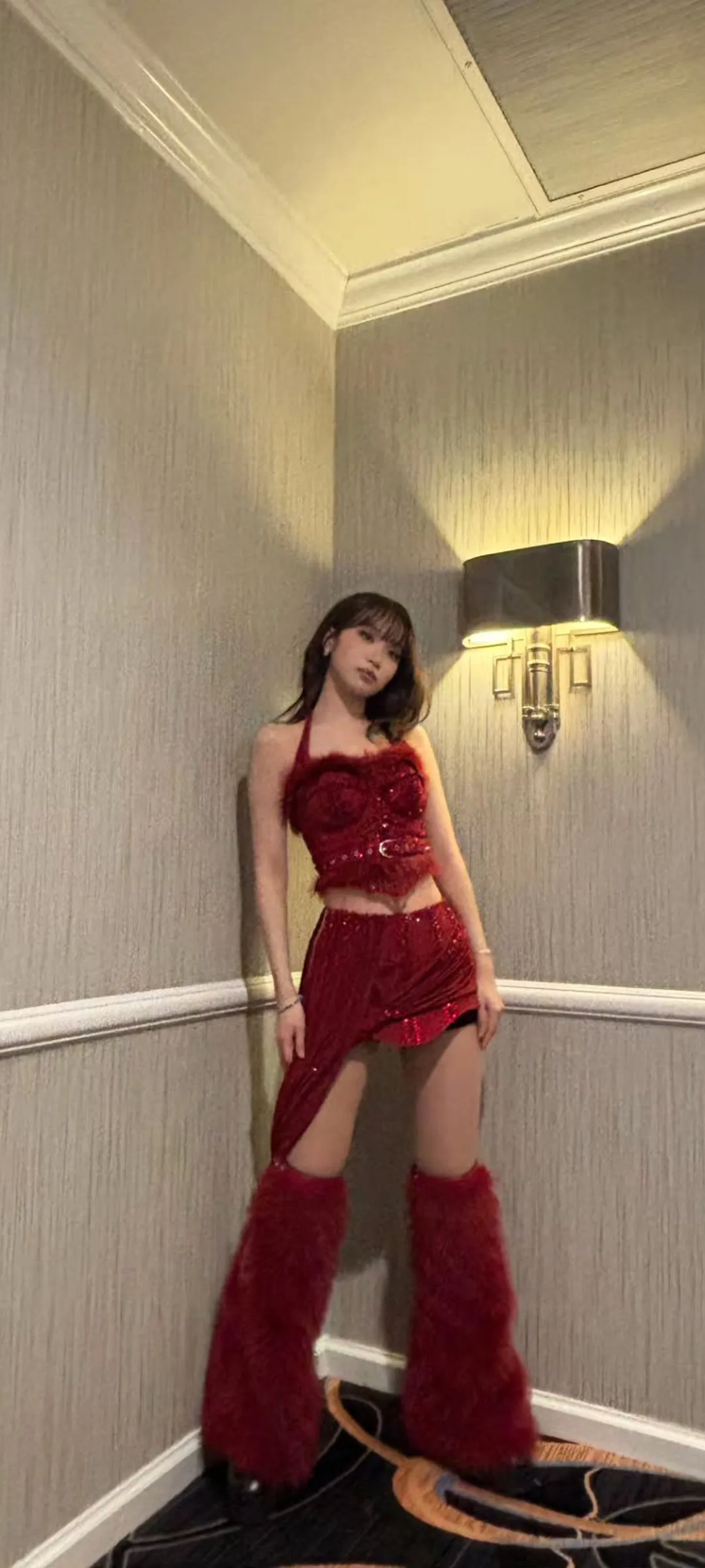 Fondo de pantalla de bloqueo móvil de Kim Chae-won 4K HD descargar — IZ*ONE, LE SSERAFIM