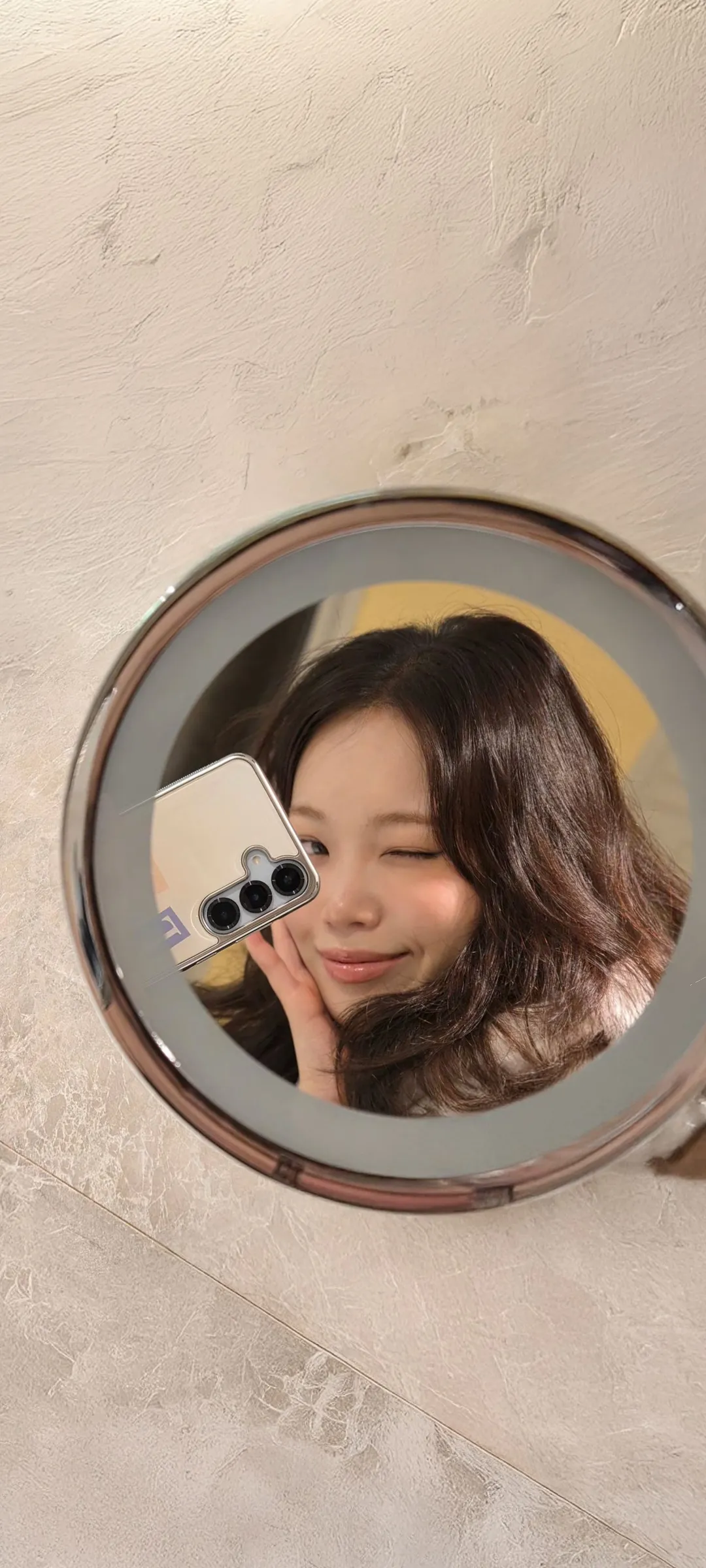 วอลเปเปอร์ หน้าจอล็อก มือถือ คิม แชวอน 4K HD ดาวน์โหลด — IZ*ONE, LE SSERAFIM