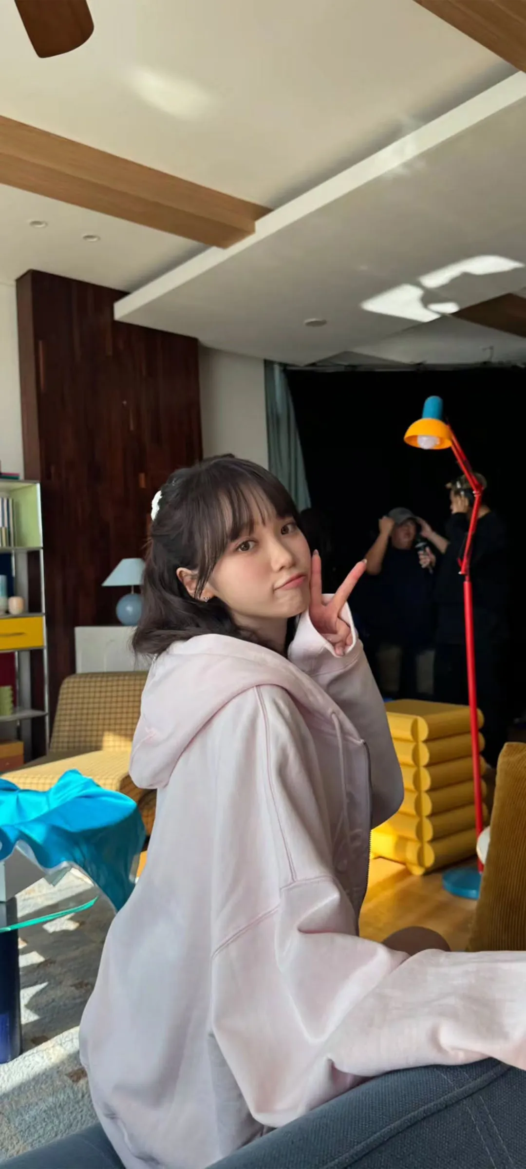 Kim Chae-won lock screen phone wallpaper 4K HD download — IZ*ONE, LE SSERAFIM
