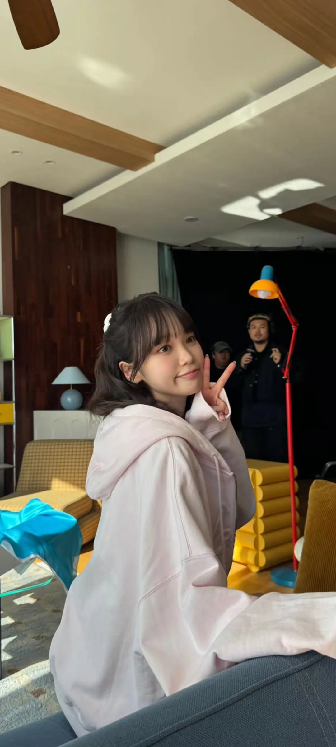 Kim Chae-won lock screen phone wallpaper 4K HD download — IZ*ONE, LE SSERAFIM