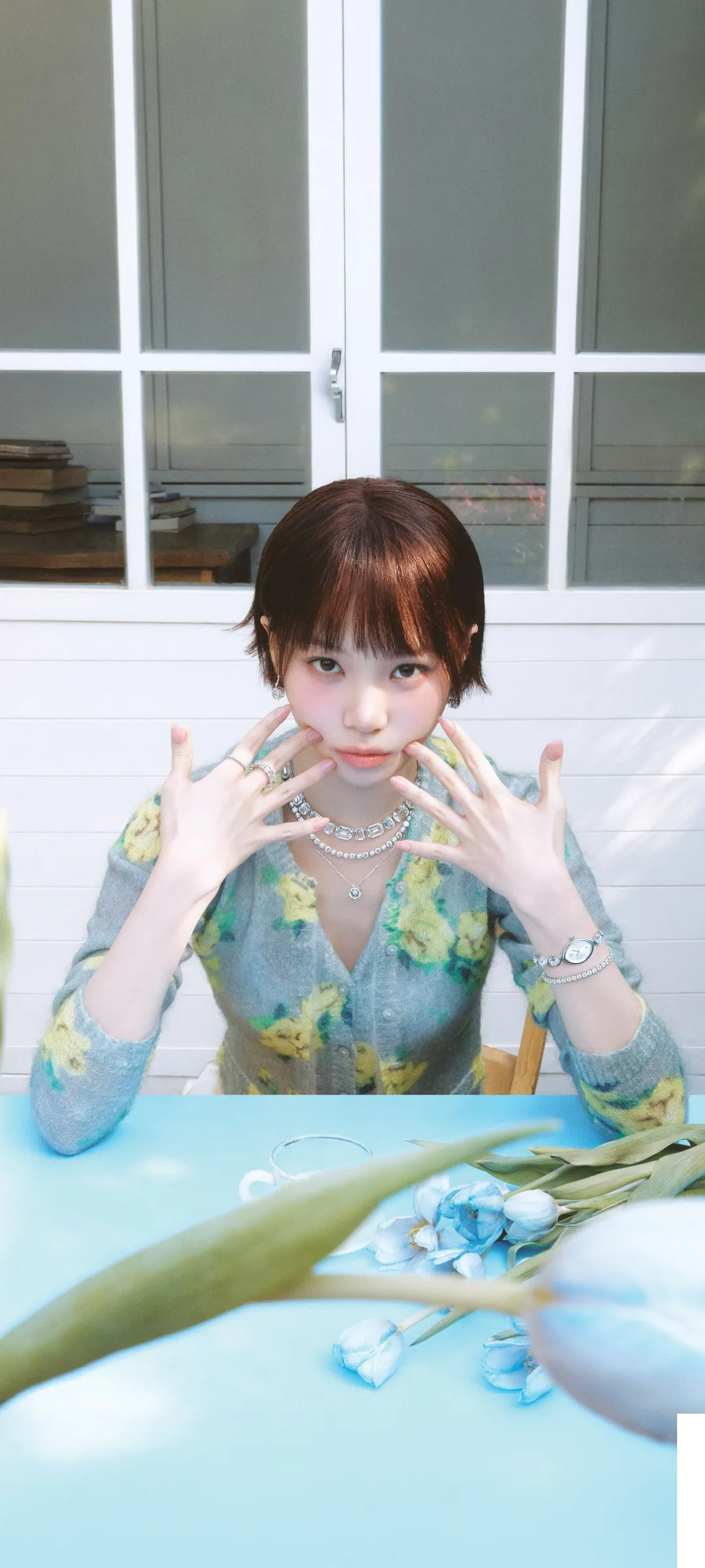 Fondo de pantalla de bloqueo móvil de Kim Chae-won 4K HD descargar — IZ*ONE, LE SSERAFIM