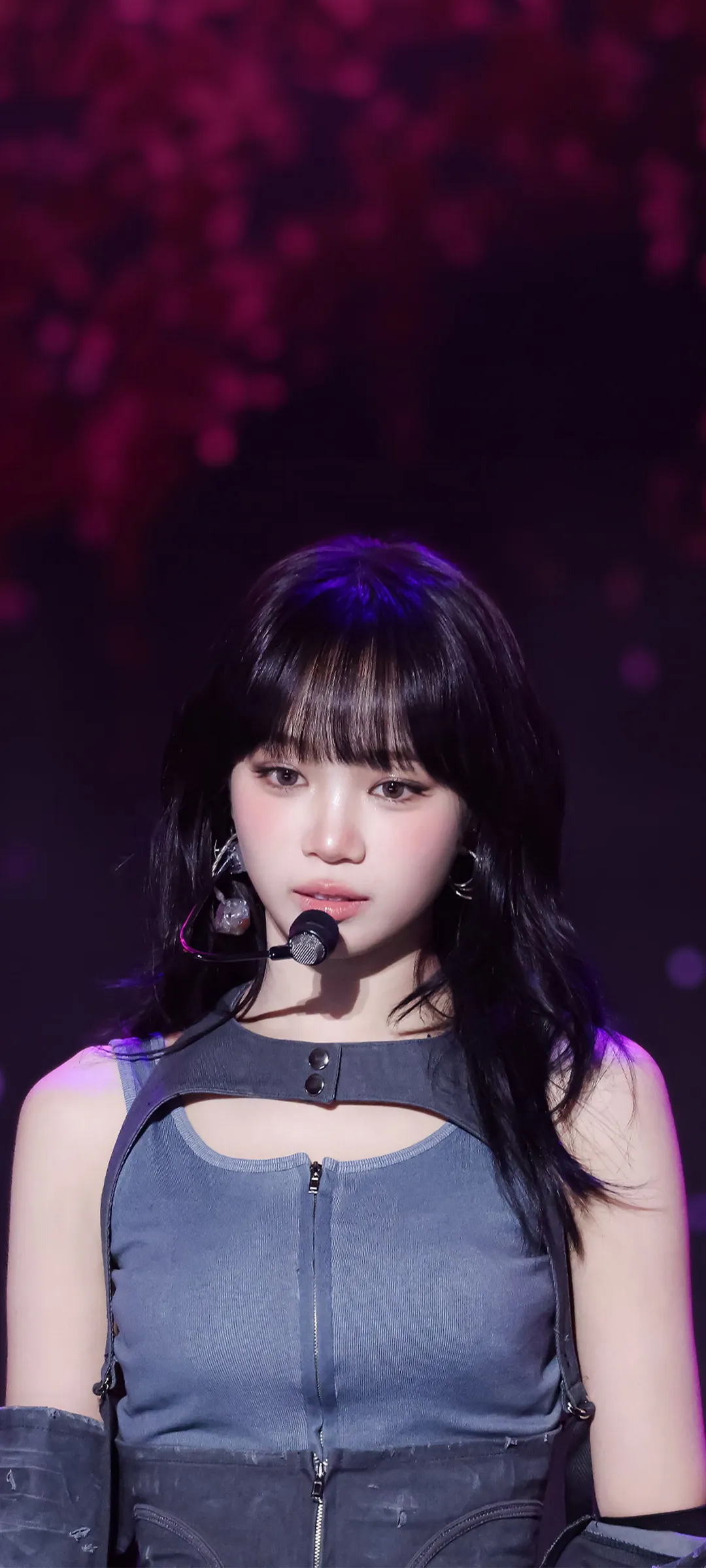Kim Chae-won lock screen phone wallpaper 4K HD download — IZ*ONE, LE SSERAFIM