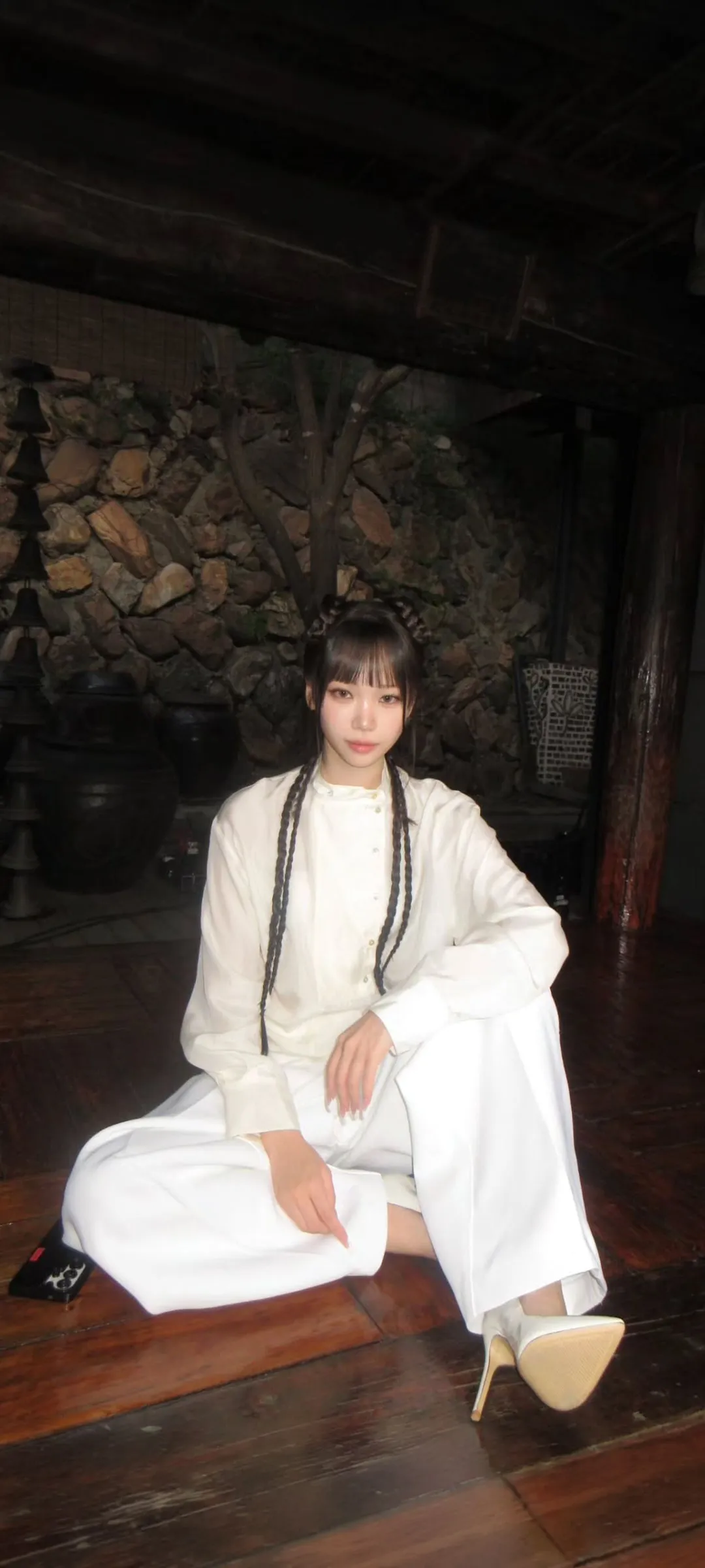 Kim Chae-won lock screen phone wallpaper 4K HD download — IZ*ONE, LE SSERAFIM