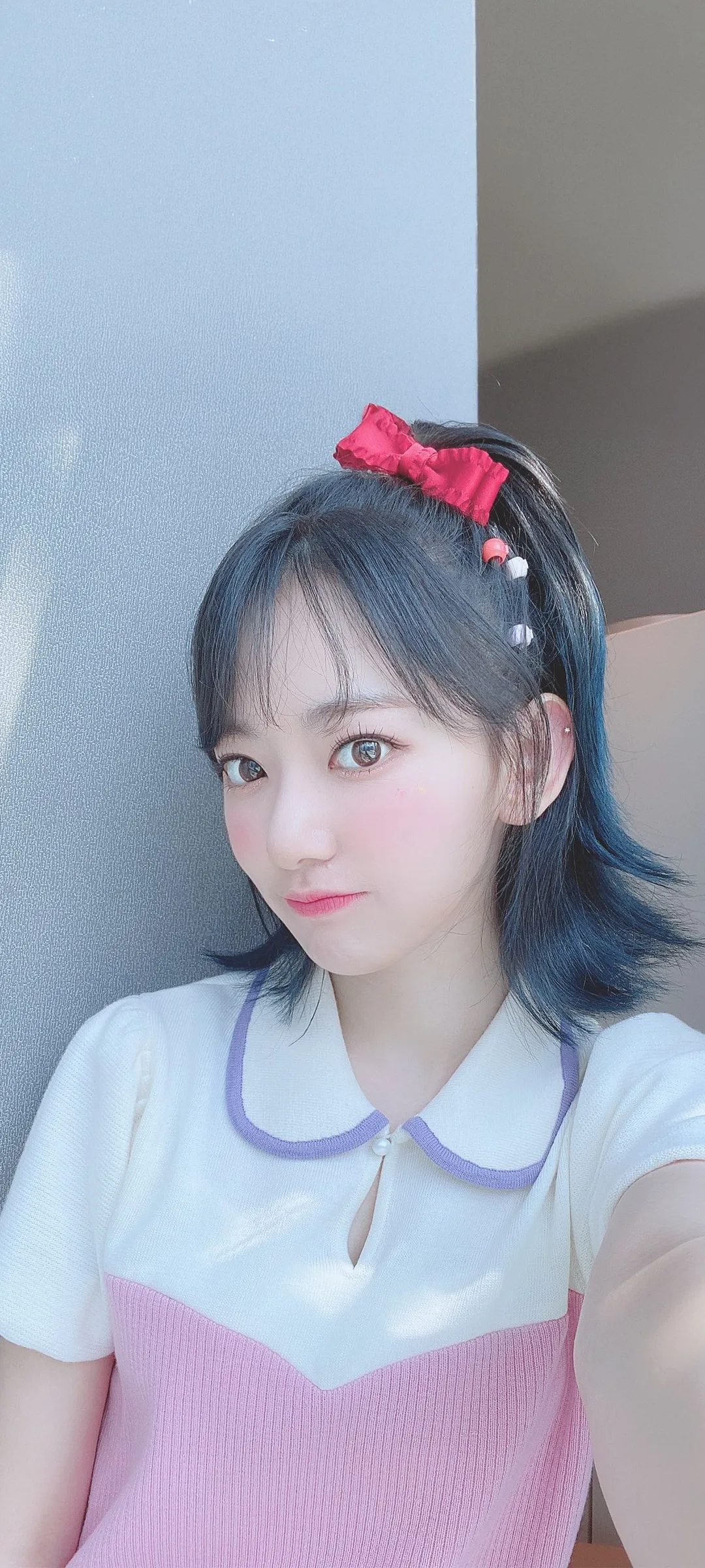 Fond d'écran de verrouillage mobile Sakura Miyawaki 4K HD télécharger — IZ*ONE, LE SSERAFIM