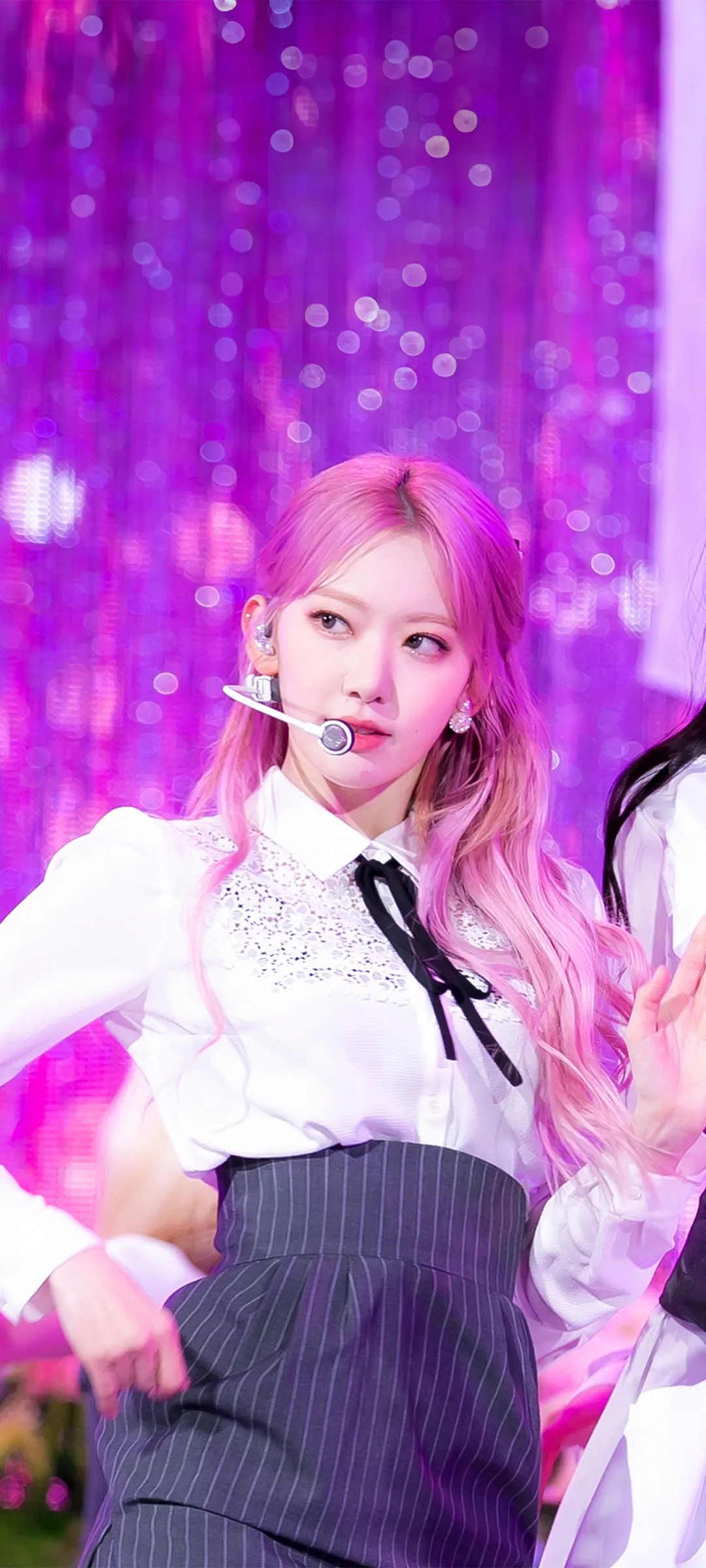 Fond d'écran de verrouillage mobile Sakura Miyawaki 4K HD télécharger — IZ*ONE, LE SSERAFIM