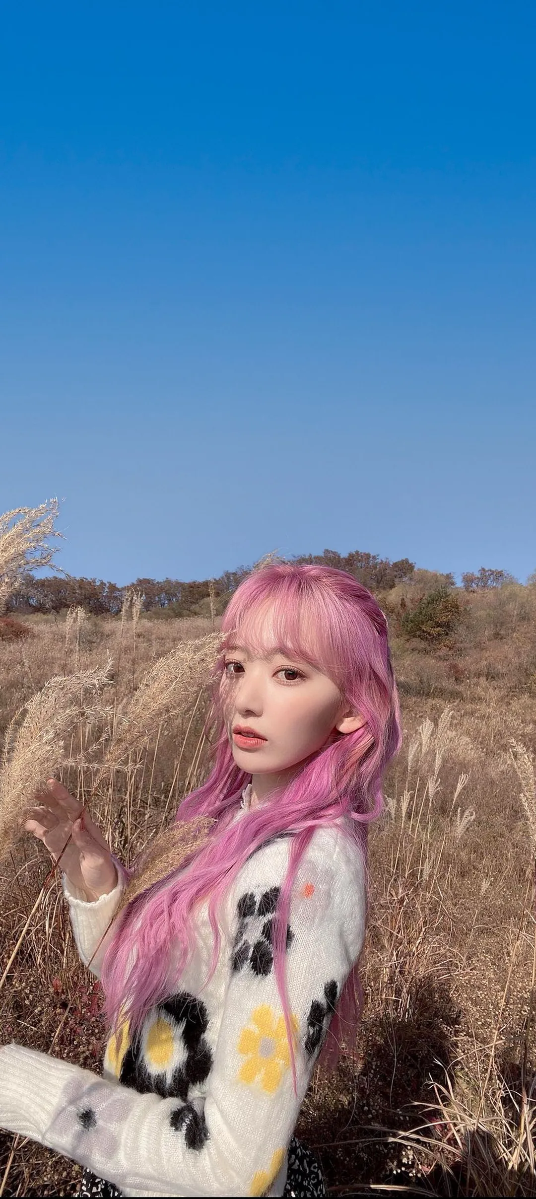 Fond d'écran de verrouillage mobile Sakura Miyawaki 4K HD télécharger — IZ*ONE, LE SSERAFIM