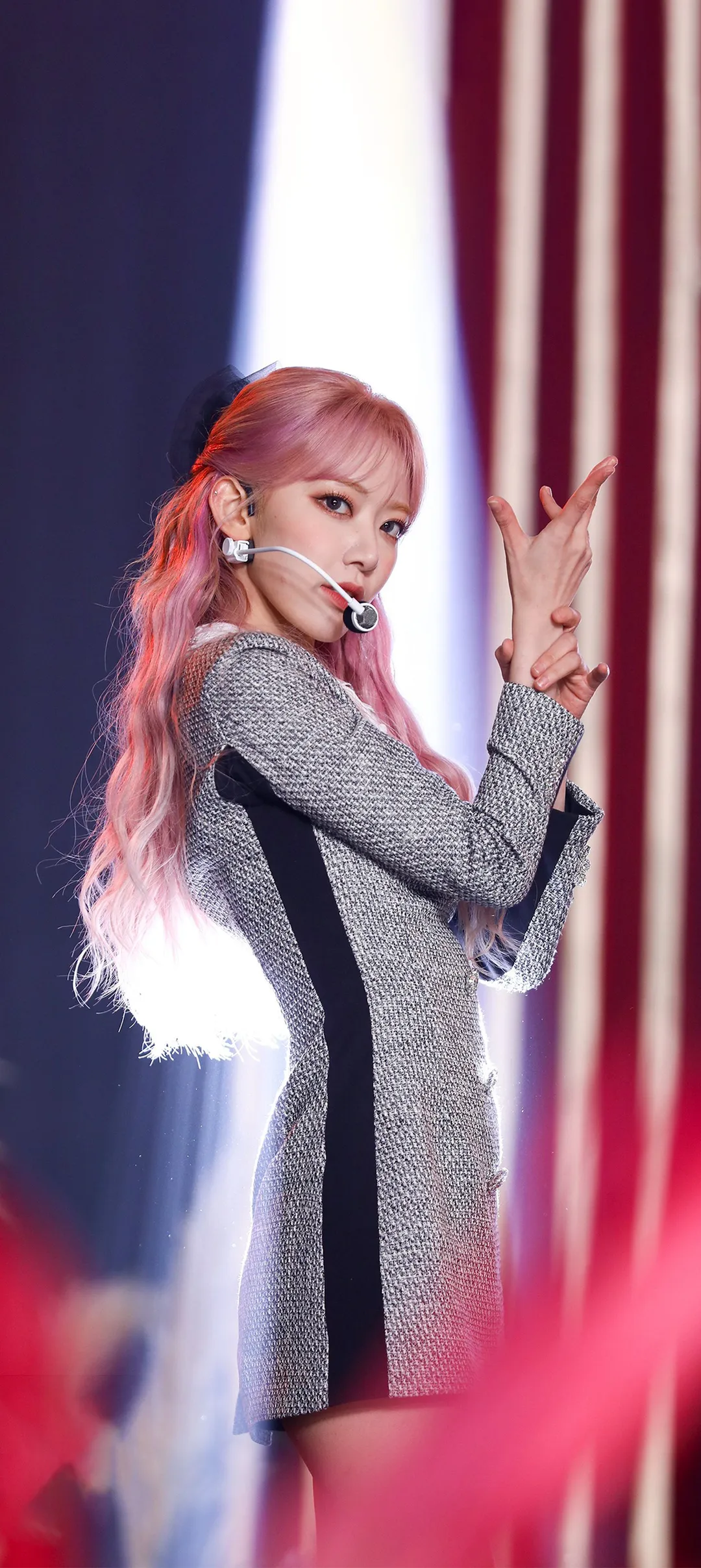 Fond d'écran de verrouillage mobile Sakura Miyawaki One-reeler 4K HD télécharger — IZ*ONE, LE SSERAFIM
