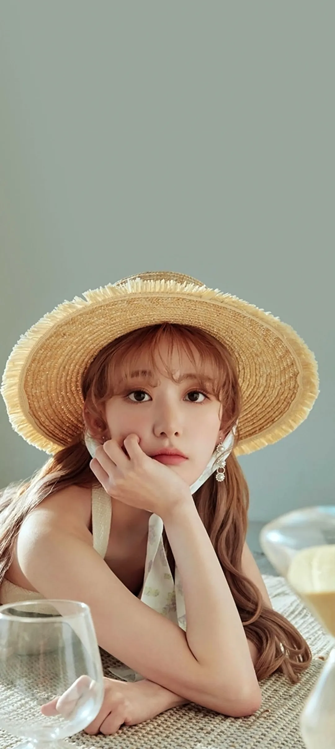 Fond d'écran de verrouillage mobile Sakura Miyawaki 4K HD télécharger — IZ*ONE, LE SSERAFIM