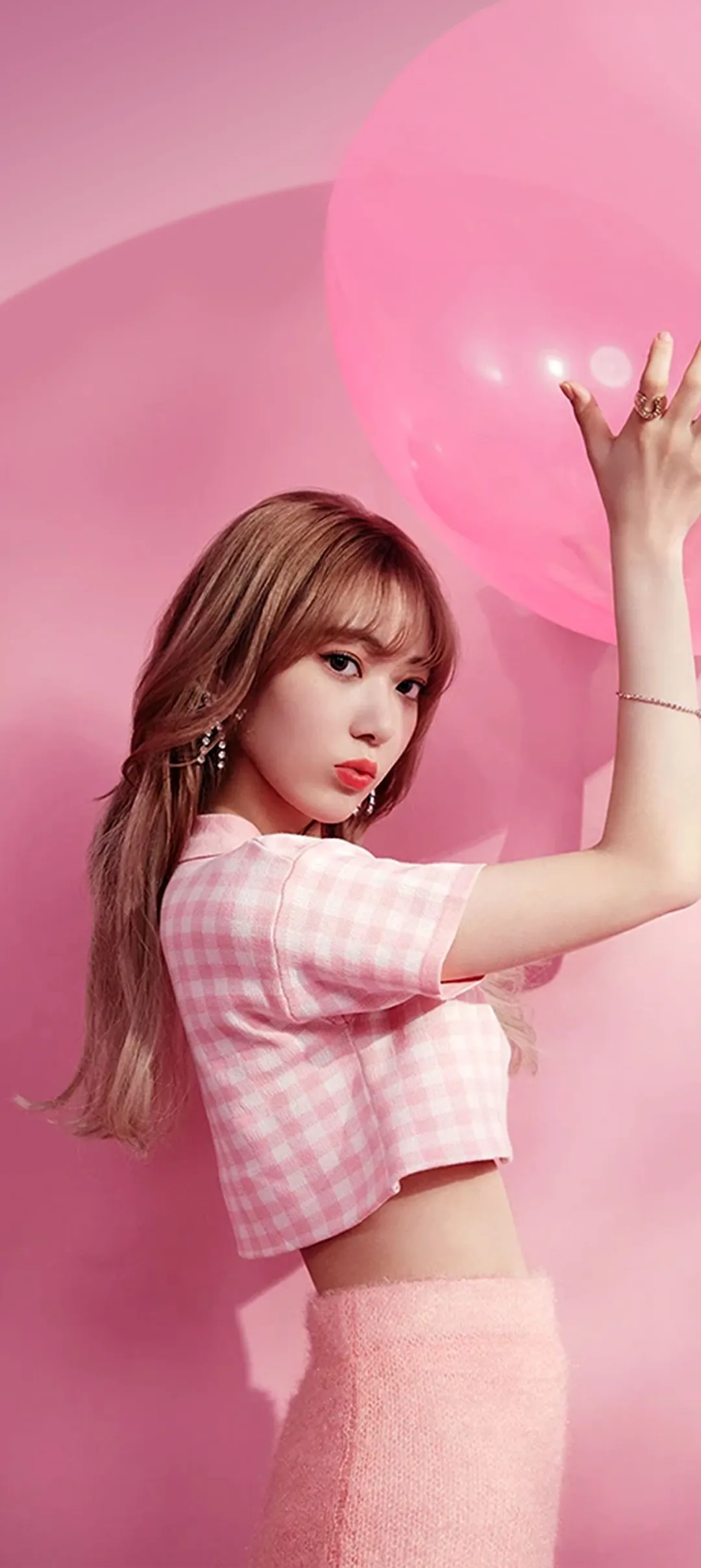 Fond d'écran de verrouillage mobile Sakura Miyawaki 4K HD télécharger — IZ*ONE, LE SSERAFIM