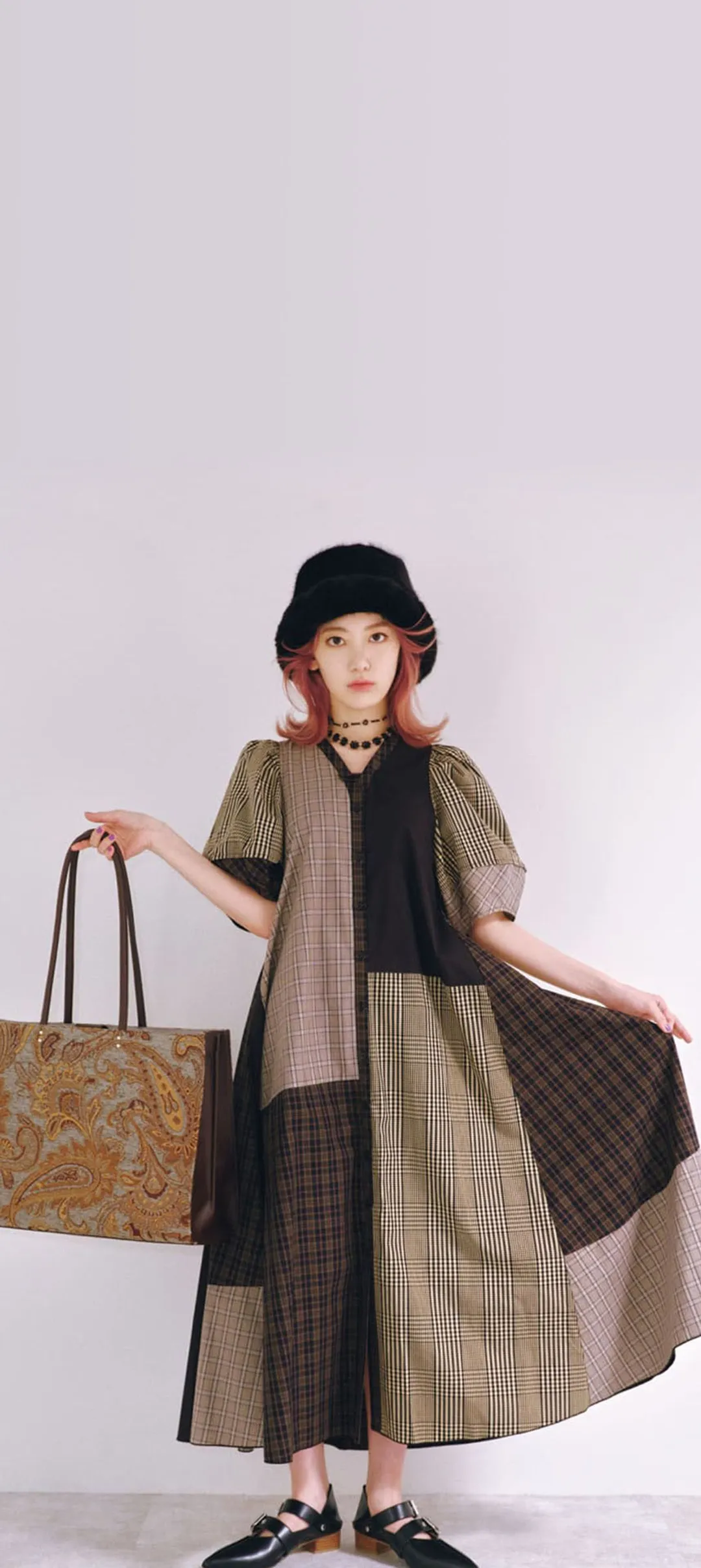 Fond d'écran de verrouillage mobile Sakura Miyawaki 4K HD télécharger — IZ*ONE, LE SSERAFIM