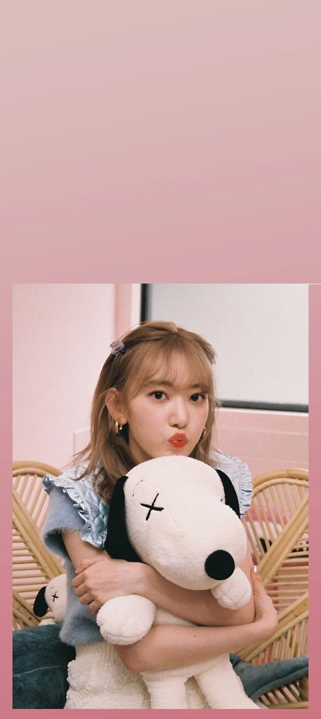 Fond d'écran de verrouillage mobile Sakura Miyawaki 4K HD télécharger — IZ*ONE, LE SSERAFIM