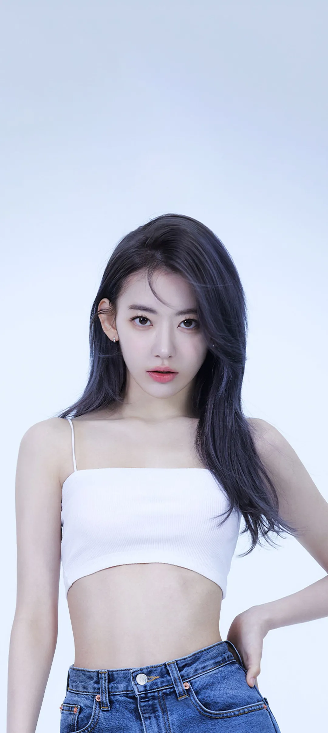 Fond d'écran de verrouillage mobile Sakura Miyawaki 4K HD télécharger — IZ*ONE, LE SSERAFIM