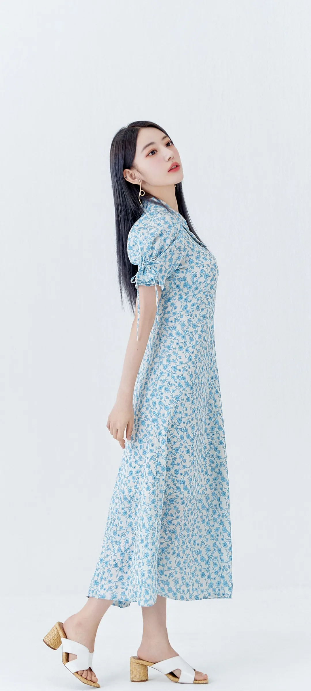 Fond d'écran de verrouillage mobile Sakura Miyawaki 4K HD télécharger — IZ*ONE, LE SSERAFIM