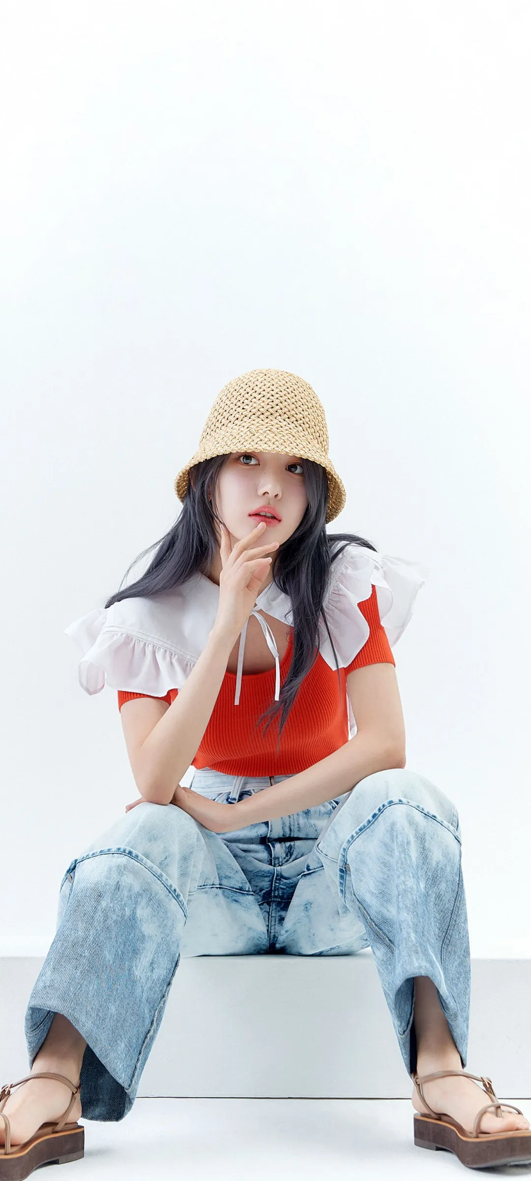 Fond d'écran de verrouillage mobile Sakura Miyawaki 4K HD télécharger — IZ*ONE, LE SSERAFIM