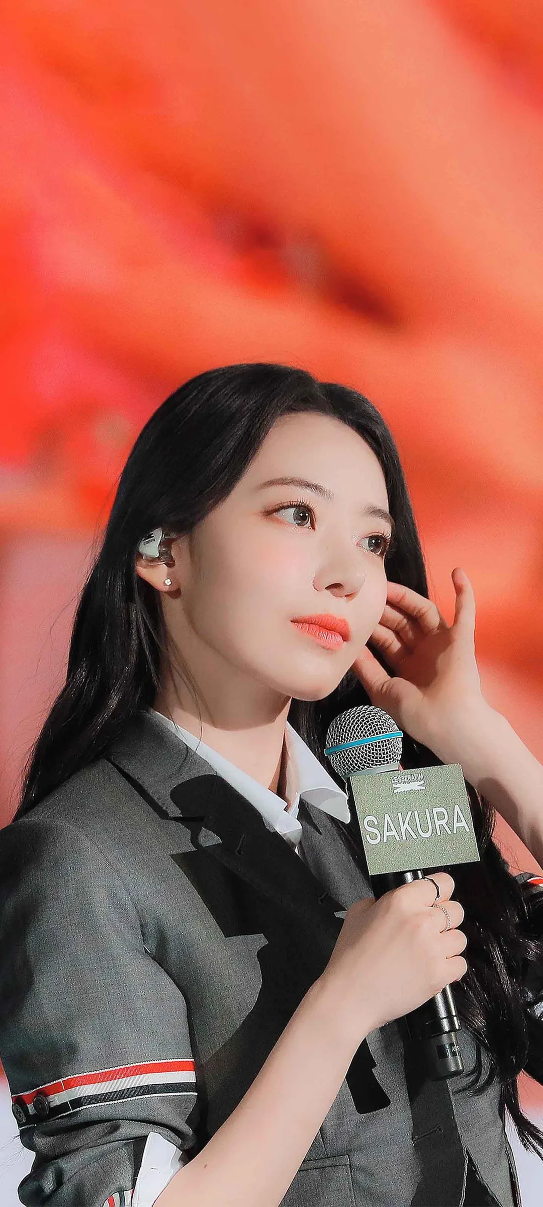 Fond d'écran de verrouillage mobile Sakura Miyawaki 4K HD télécharger — IZ*ONE, LE SSERAFIM
