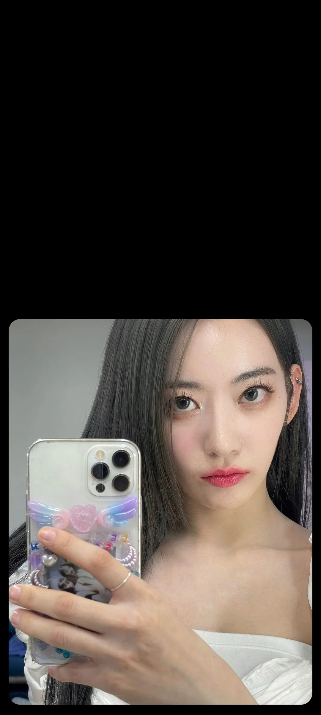Fond d'écran de verrouillage mobile Sakura Miyawaki 4K HD télécharger — IZ*ONE, LE SSERAFIM