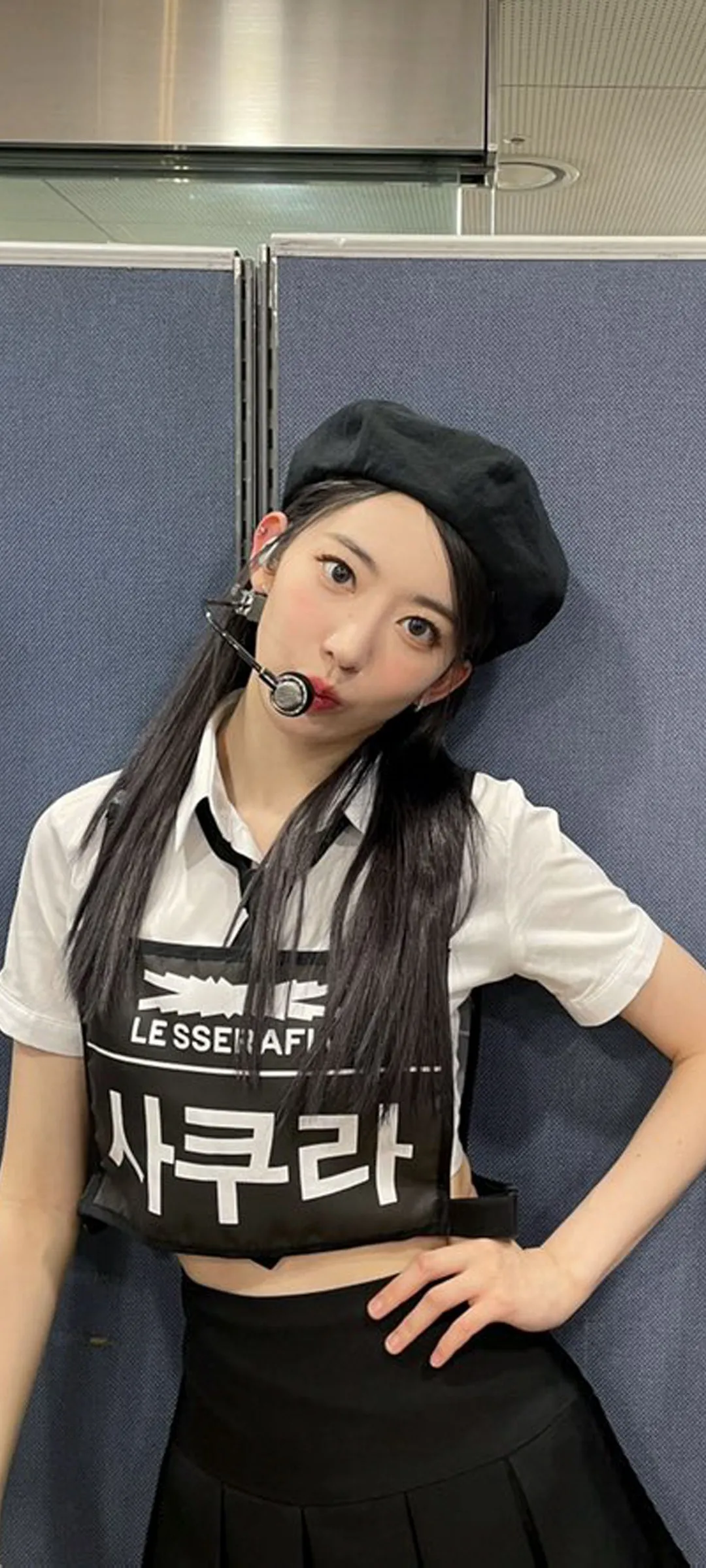 Fond d'écran de verrouillage mobile Sakura Miyawaki 4K HD télécharger — IZ*ONE, LE SSERAFIM