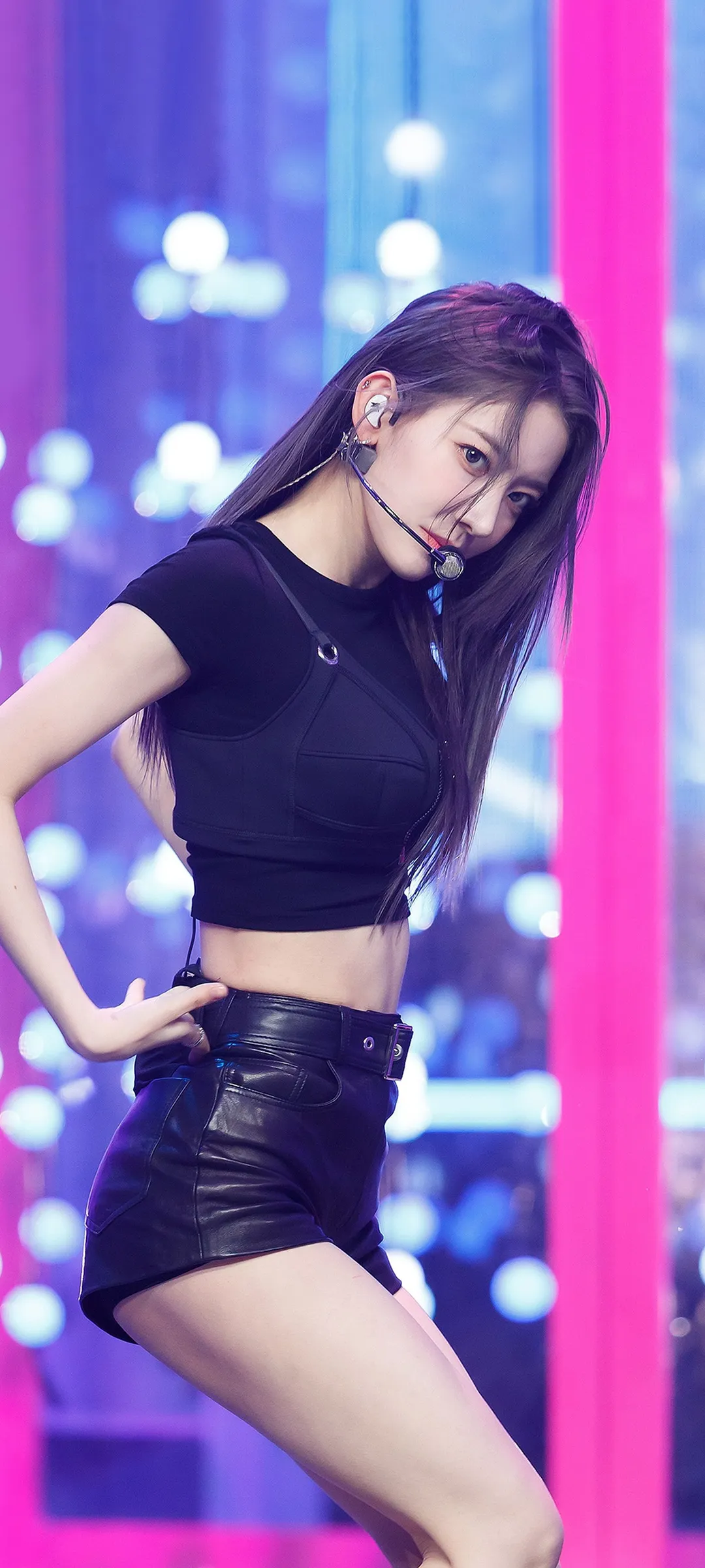 Fond d'écran de verrouillage mobile Sakura Miyawaki 4K HD télécharger — IZ*ONE, LE SSERAFIM