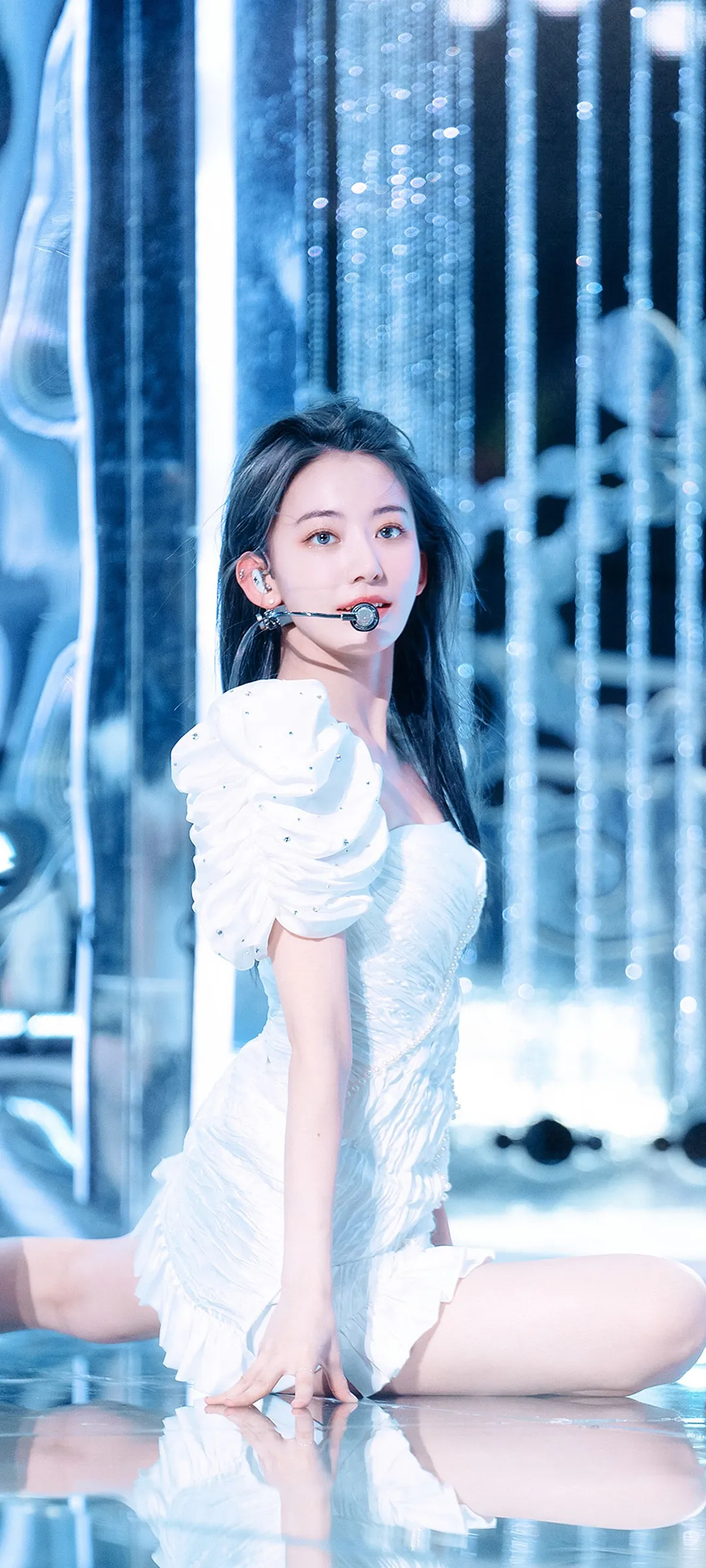 Fond d'écran de verrouillage mobile Sakura Miyawaki 4K HD télécharger — IZ*ONE, LE SSERAFIM