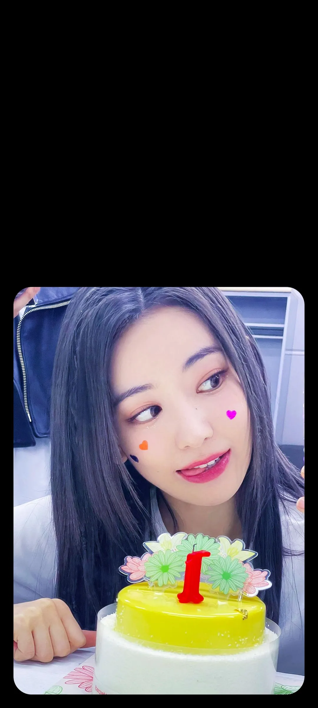 Fond d'écran de verrouillage mobile Sakura Miyawaki 4K HD télécharger — IZ*ONE, LE SSERAFIM