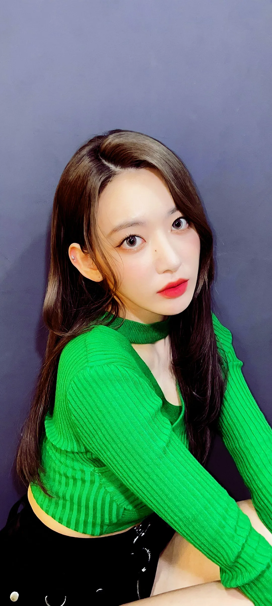 Fond d'écran de verrouillage mobile Sakura Miyawaki 4K HD télécharger — IZ*ONE, LE SSERAFIM