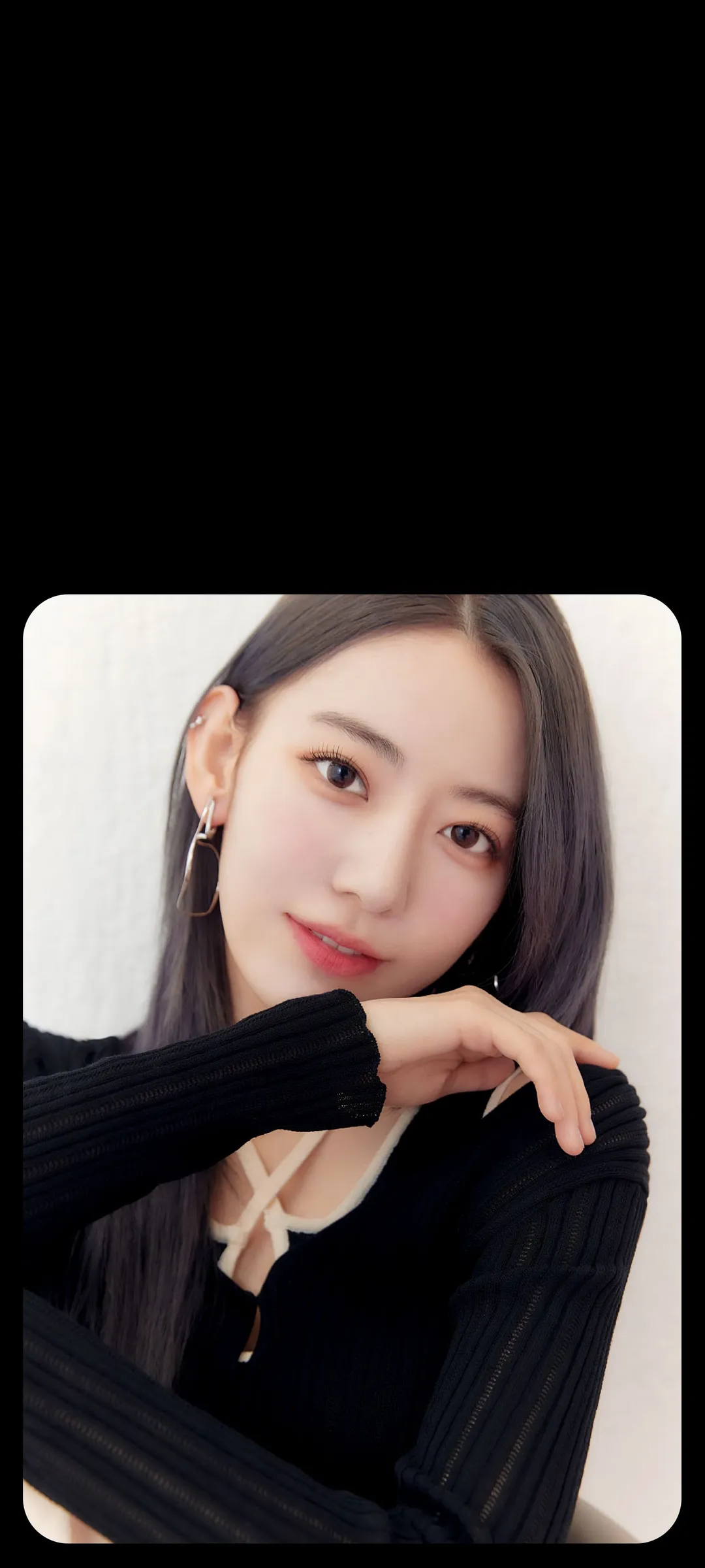 Fond d'écran de verrouillage mobile Sakura Miyawaki 4K HD télécharger — IZ*ONE, LE SSERAFIM