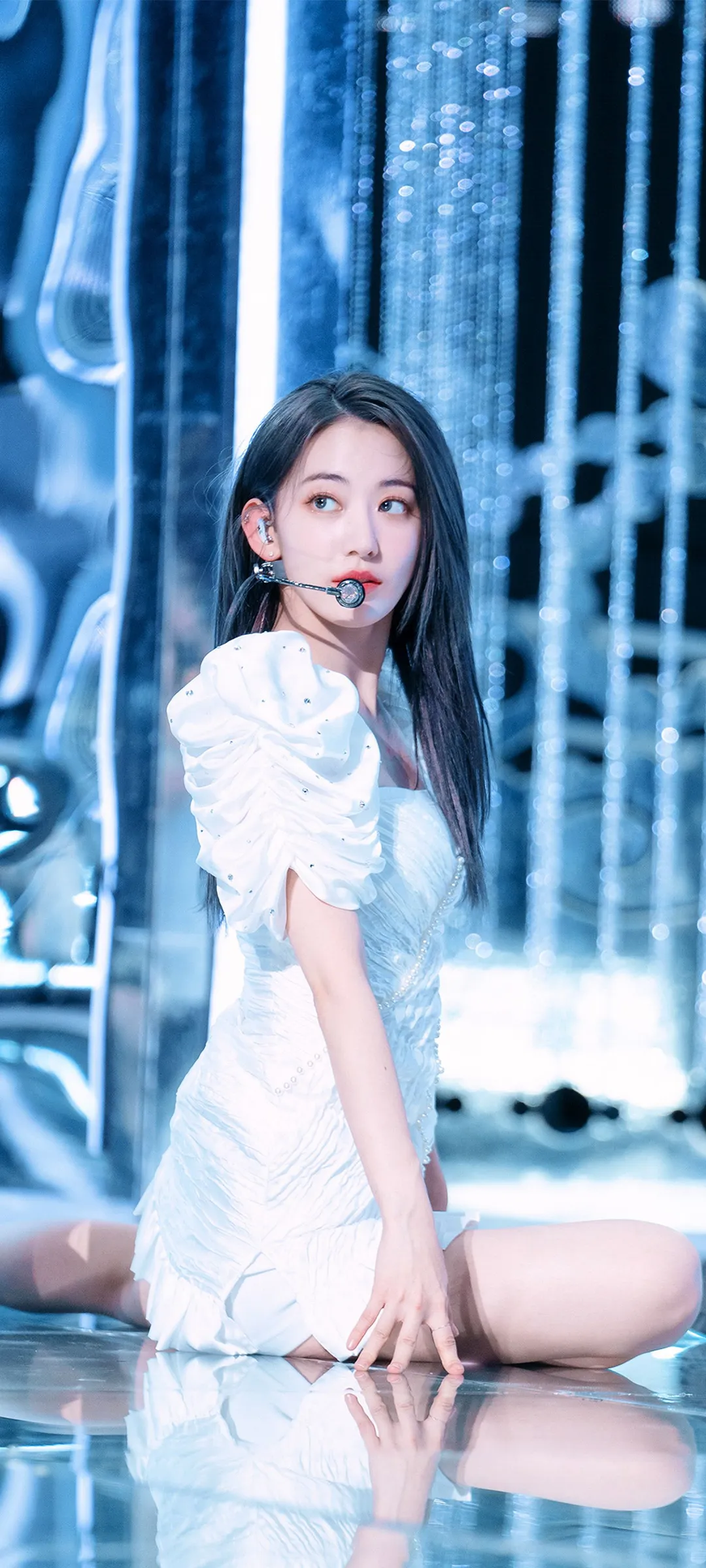 Fond d'écran de verrouillage mobile Sakura Miyawaki 4K HD télécharger — IZ*ONE, LE SSERAFIM