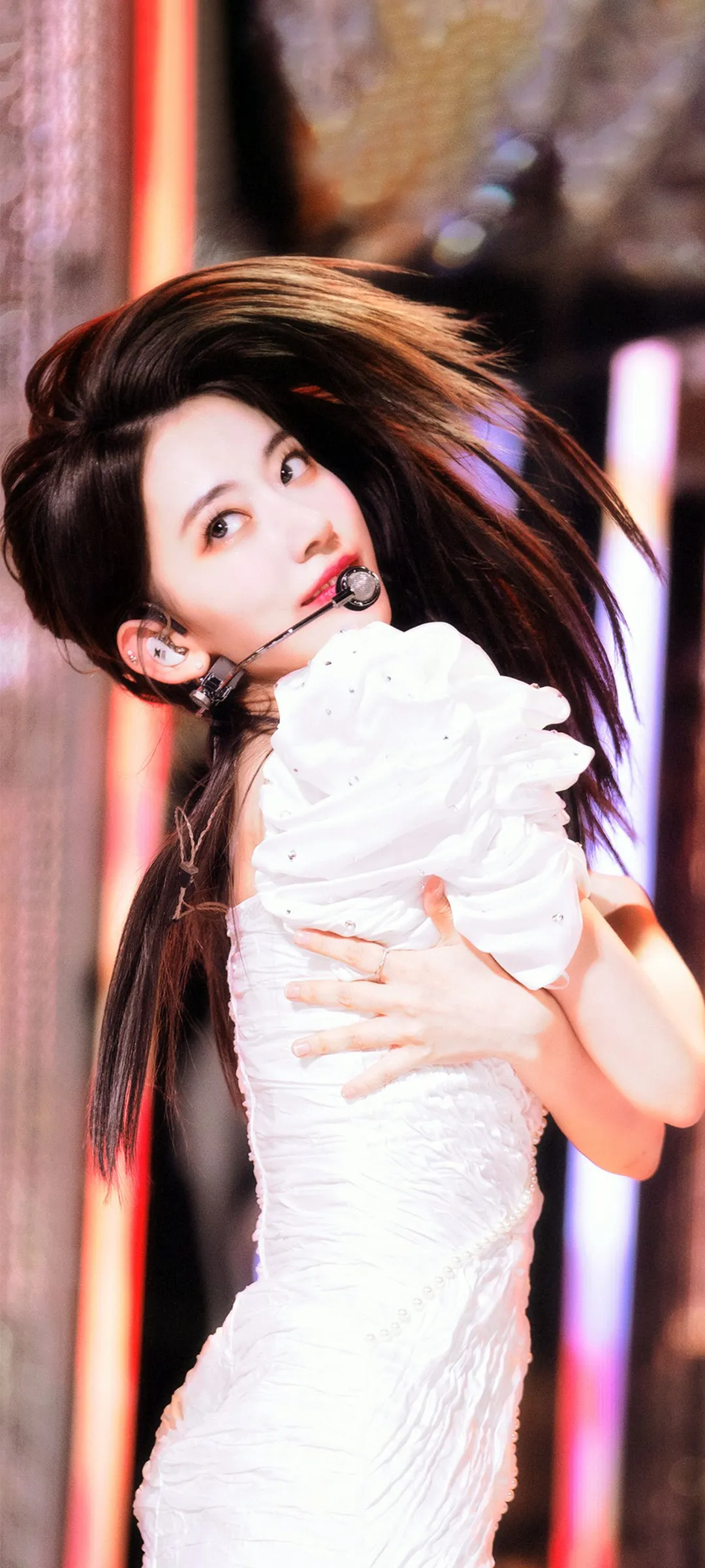 Fond d'écran de verrouillage mobile Sakura Miyawaki 4K HD télécharger — IZ*ONE, LE SSERAFIM