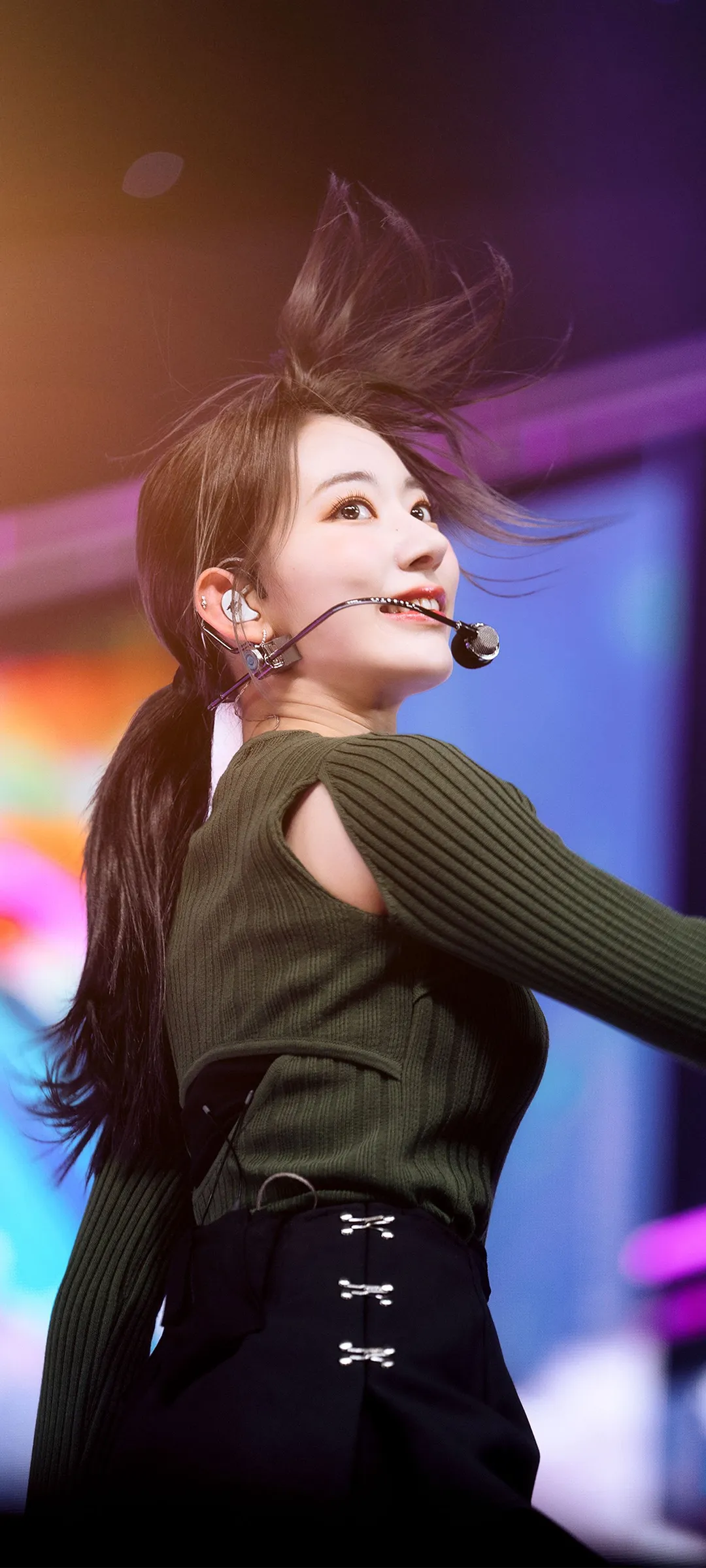 Fond d'écran de verrouillage mobile Sakura Miyawaki 4K HD télécharger — IZ*ONE, LE SSERAFIM
