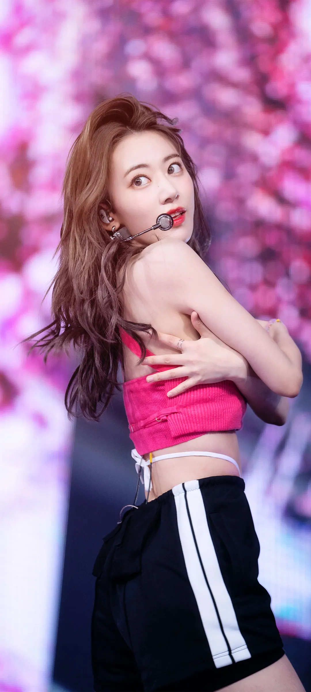 Fond d'écran de verrouillage mobile Sakura Miyawaki 4K HD télécharger — IZ*ONE, LE SSERAFIM