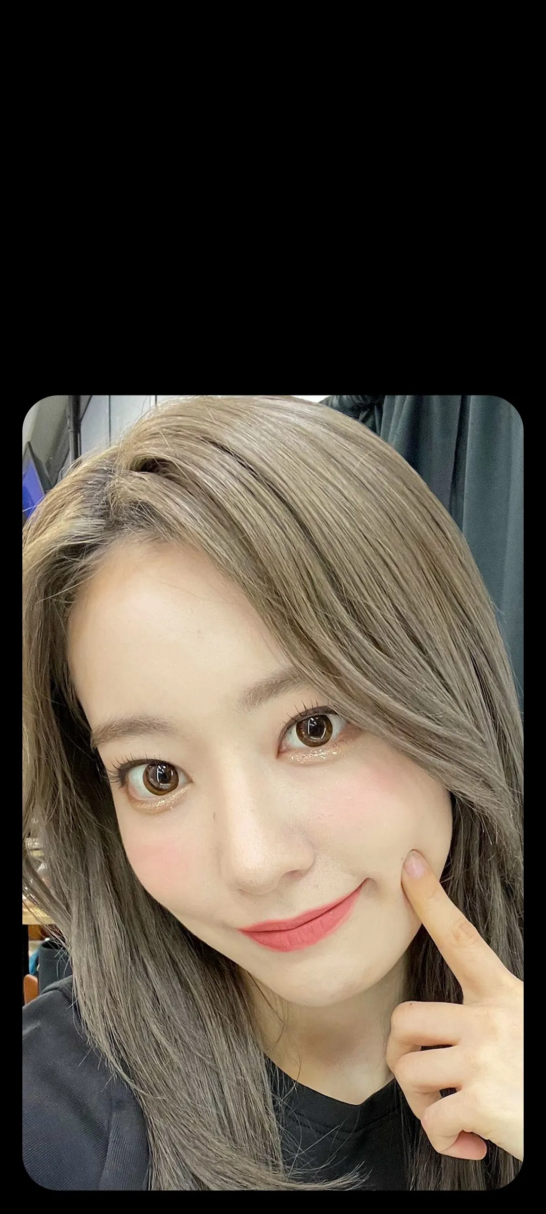 Fond d'écran de verrouillage mobile Sakura Miyawaki 4K HD télécharger — IZ*ONE, LE SSERAFIM