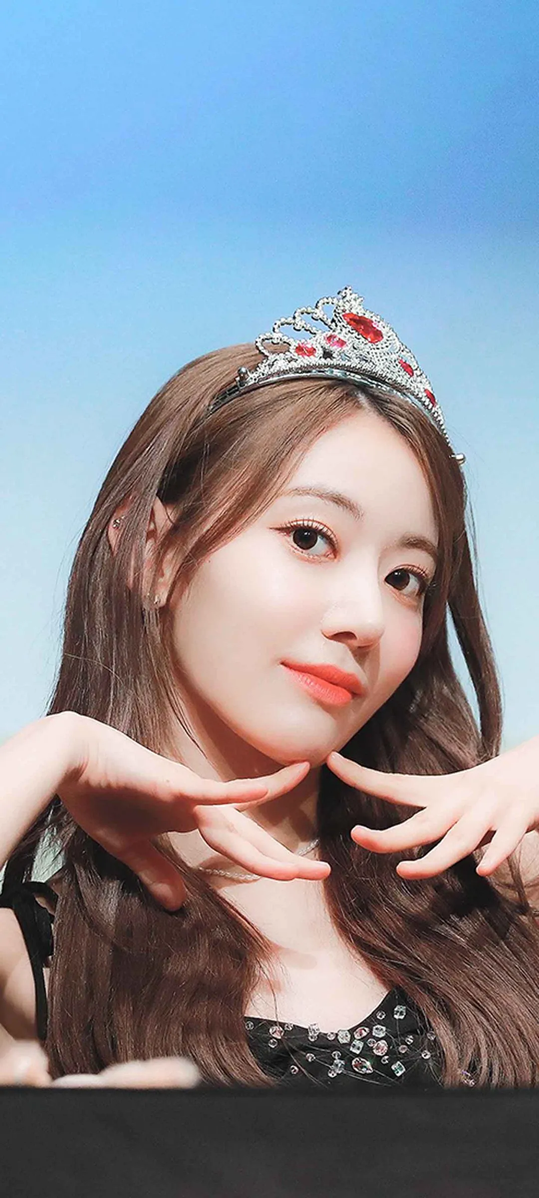 Fond d'écran de verrouillage mobile Sakura Miyawaki 4K HD télécharger — IZ*ONE, LE SSERAFIM