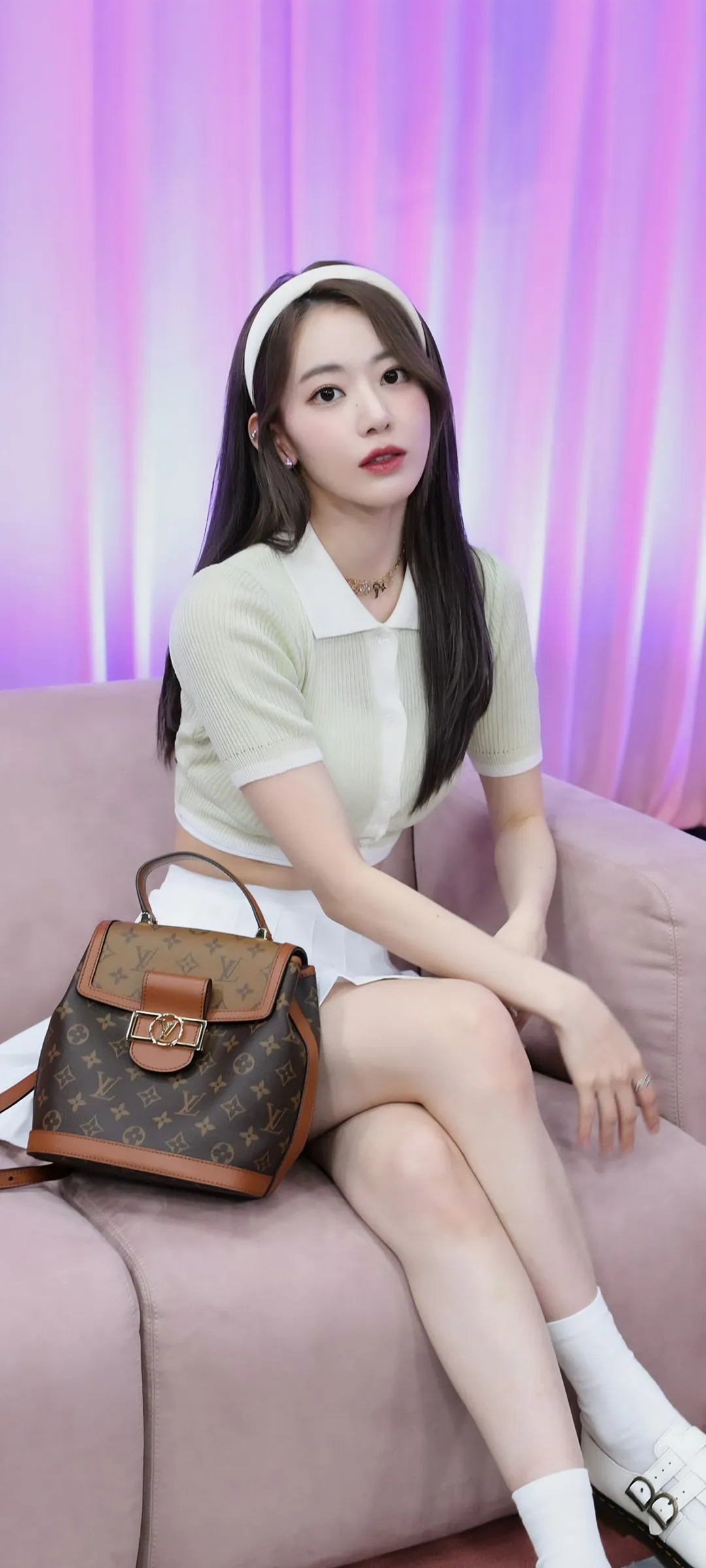 Sakura Miyawaki kilit ekranı telefon duvar kağıdı 4K HD i̇ndir — IZ*ONE, LE SSERAFIM