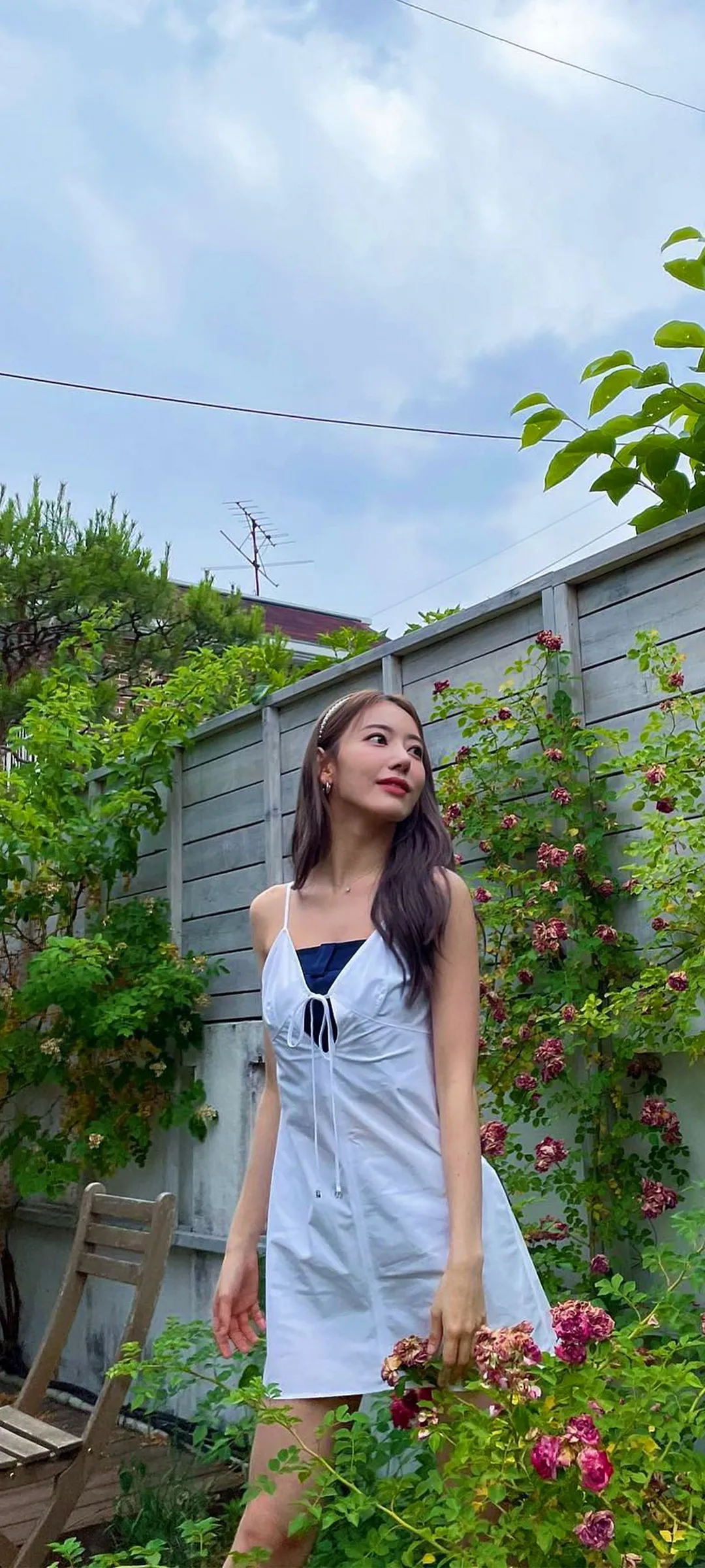 Sakura Miyawaki kilit ekranı telefon duvar kağıdı 4K HD i̇ndir — IZ*ONE, LE SSERAFIM