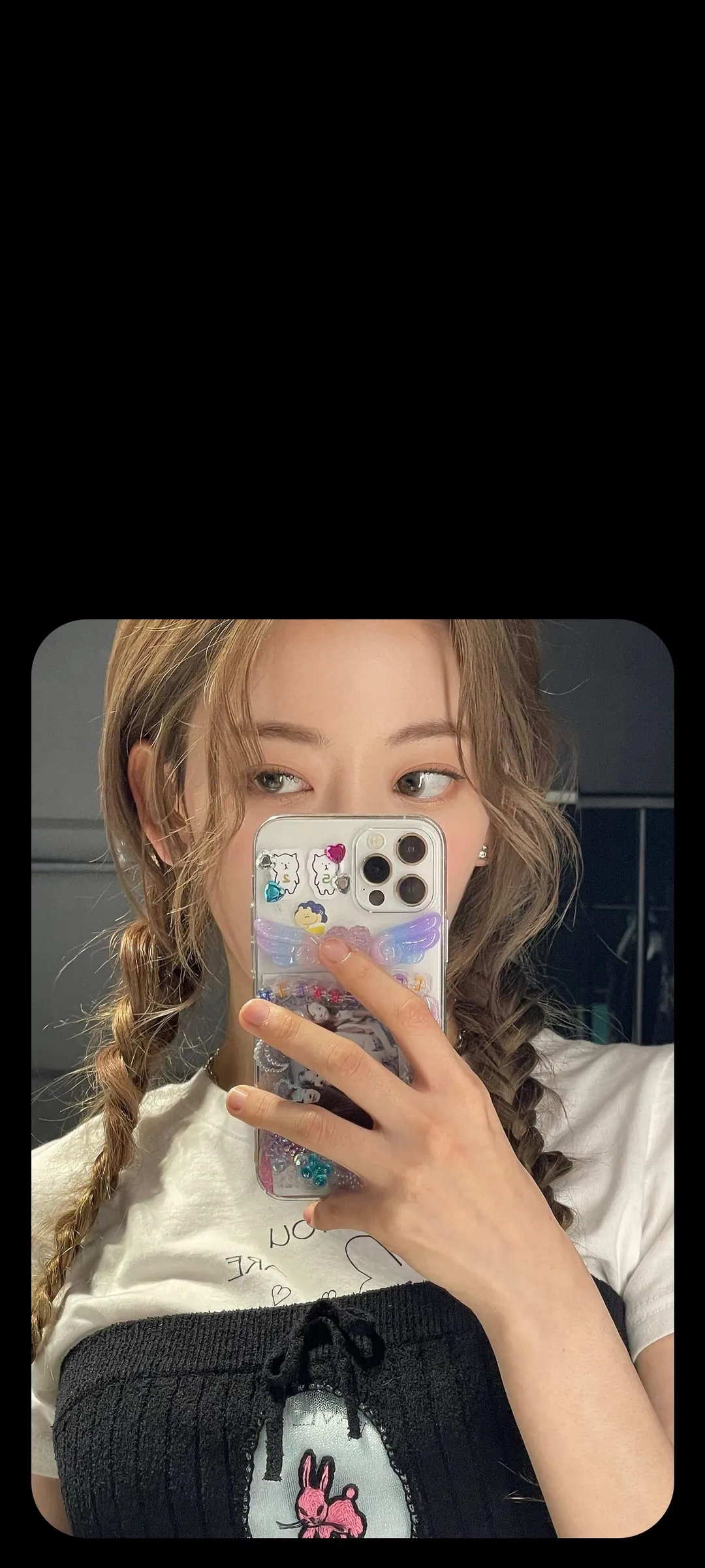 Fond d'écran de verrouillage mobile Sakura Miyawaki 4K HD télécharger — IZ*ONE, LE SSERAFIM