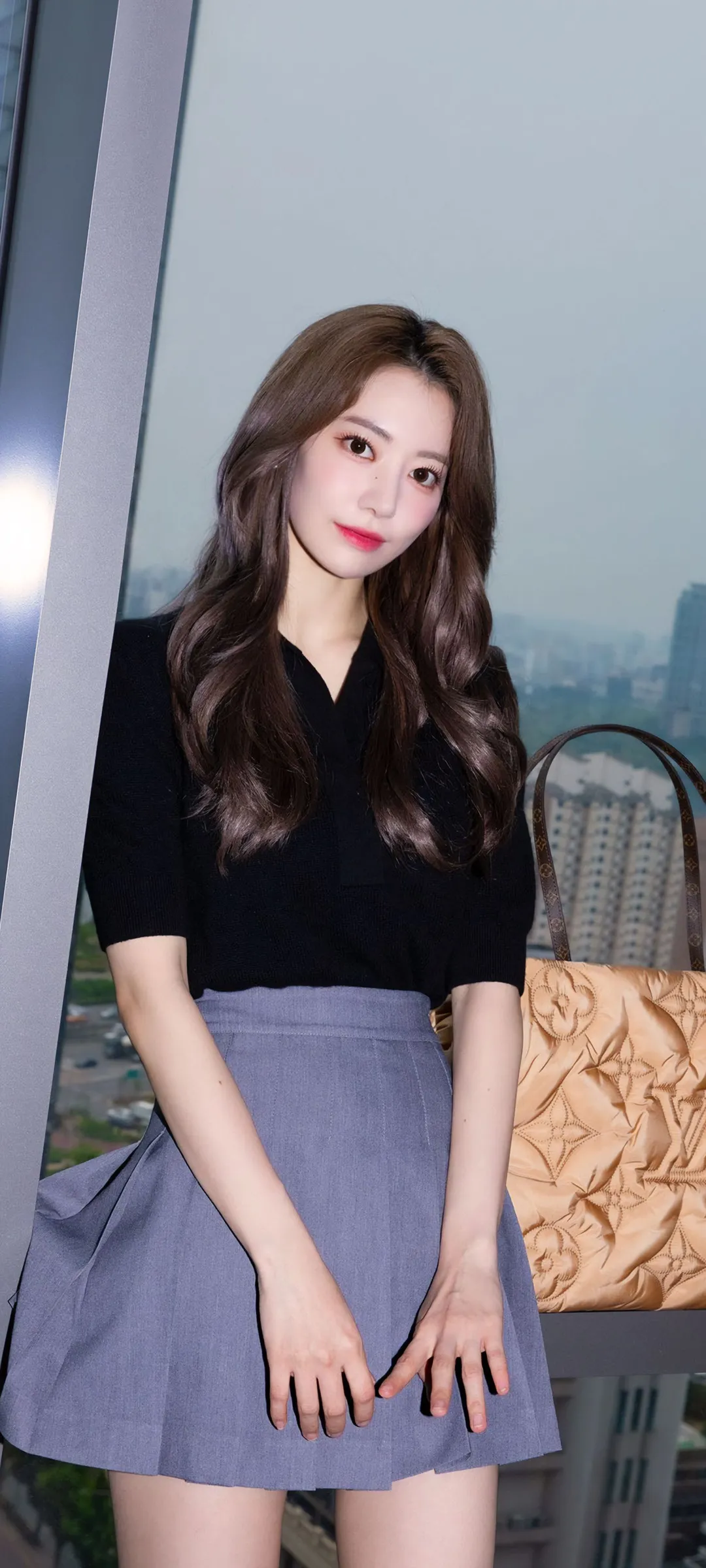 Fond d'écran de verrouillage mobile Sakura Miyawaki 4K HD télécharger — IZ*ONE, LE SSERAFIM