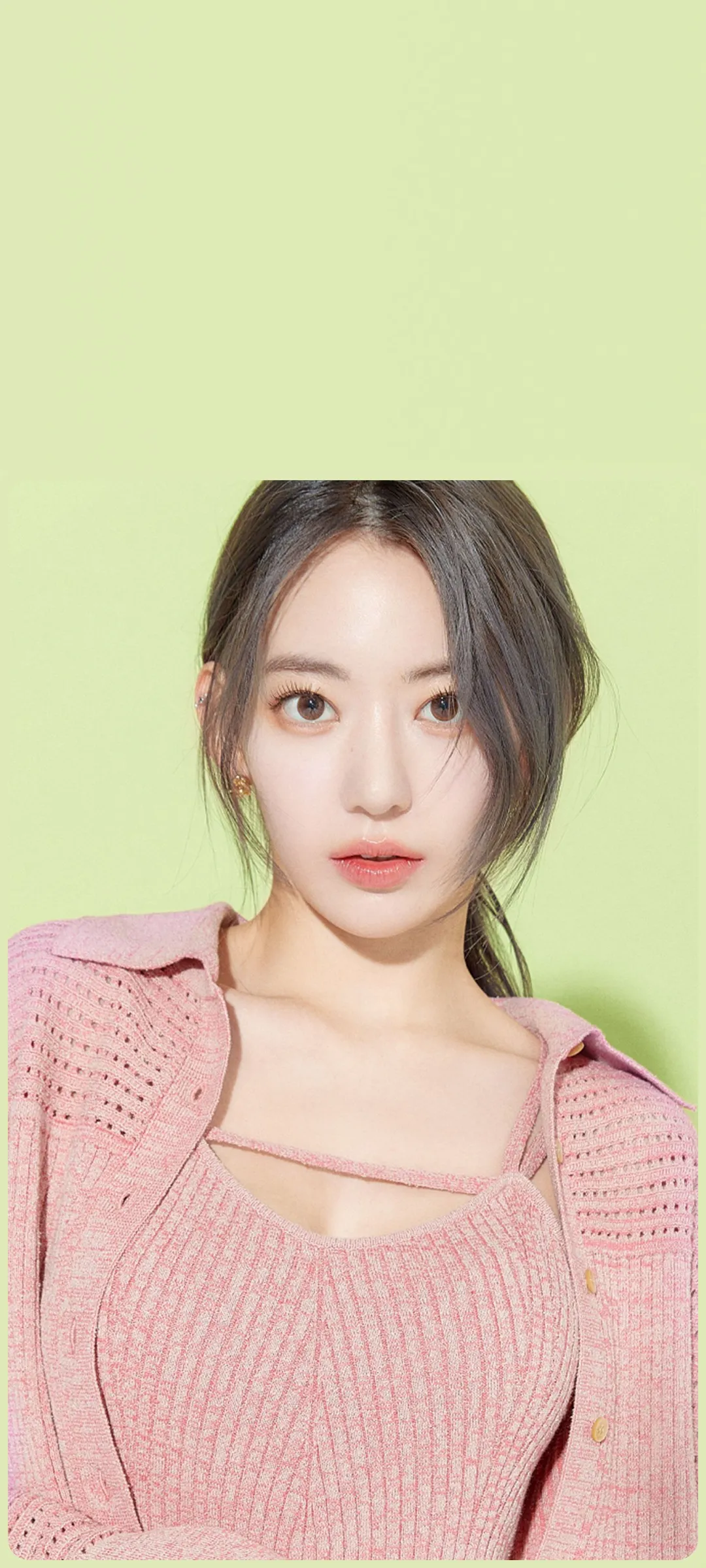 Fond d'écran de verrouillage mobile Sakura Miyawaki 4K HD télécharger — IZ*ONE, LE SSERAFIM