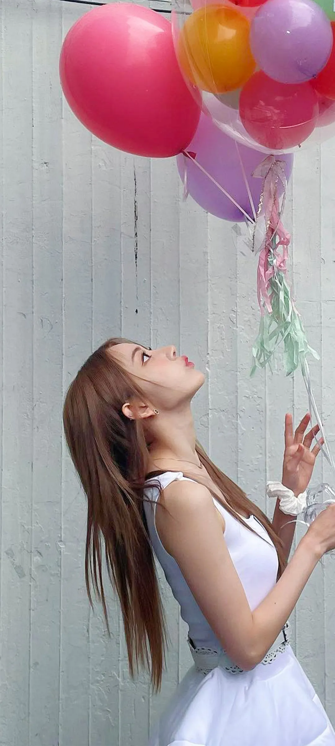 Fond d'écran de verrouillage mobile Sakura Miyawaki 4K HD télécharger — IZ*ONE, LE SSERAFIM