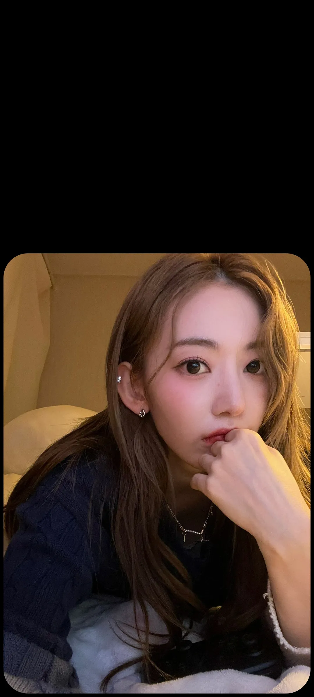 Fond d'écran de verrouillage mobile Sakura Miyawaki 4K HD télécharger — IZ*ONE, LE SSERAFIM