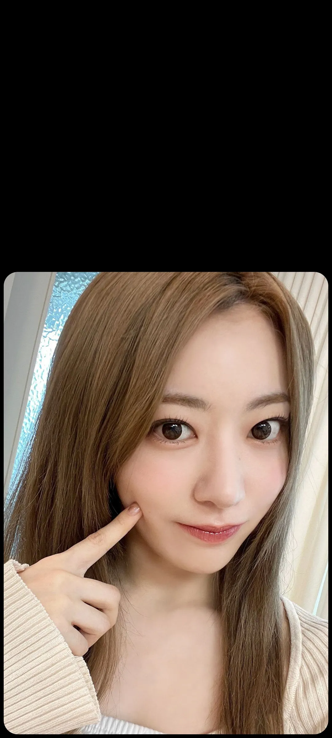 Fond d'écran de verrouillage mobile Sakura Miyawaki 4K HD télécharger — IZ*ONE, LE SSERAFIM