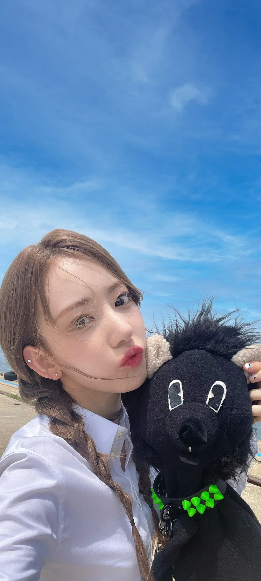 Fond d'écran de verrouillage mobile Sakura Miyawaki 4K HD télécharger — IZ*ONE, LE SSERAFIM