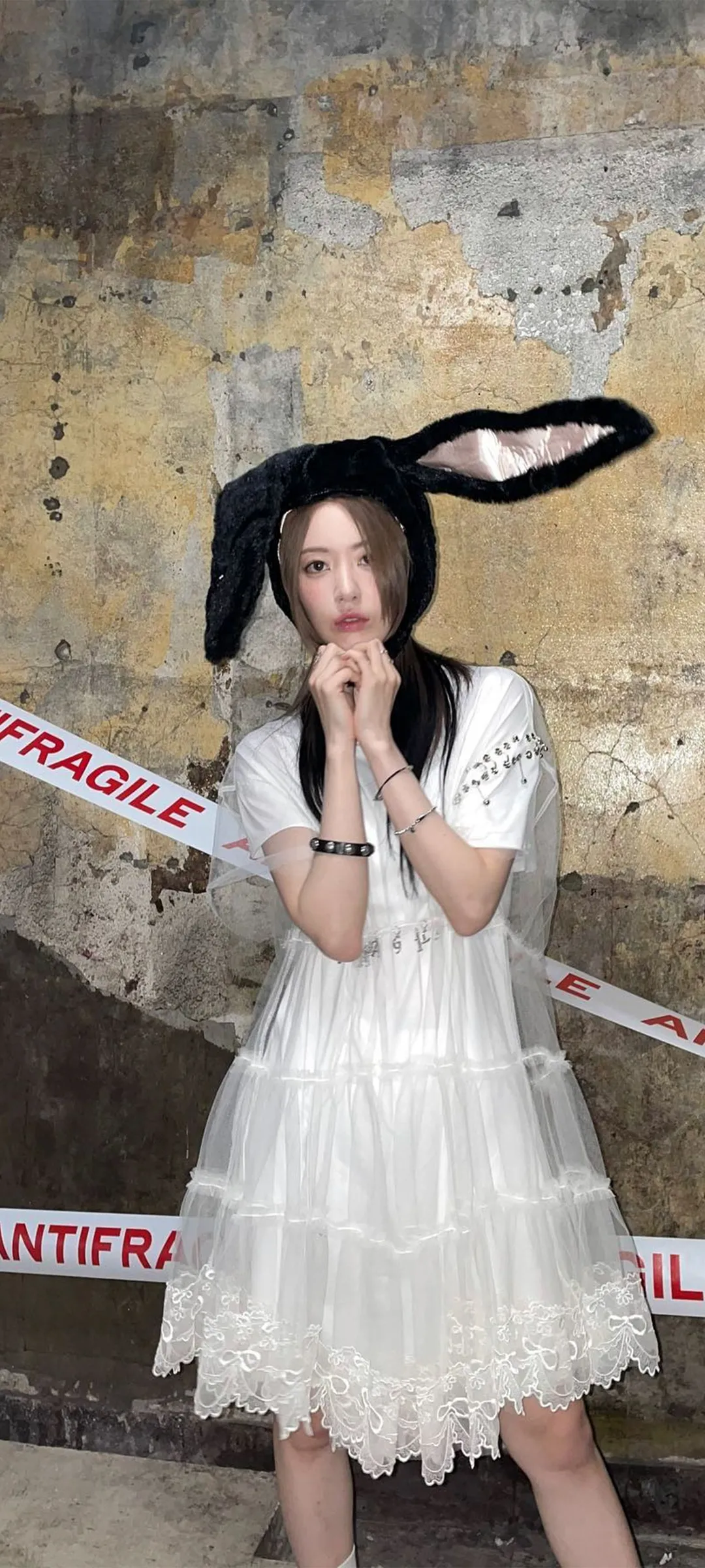 Fond d'écran de verrouillage mobile Sakura Miyawaki 4K HD télécharger — IZ*ONE, LE SSERAFIM
