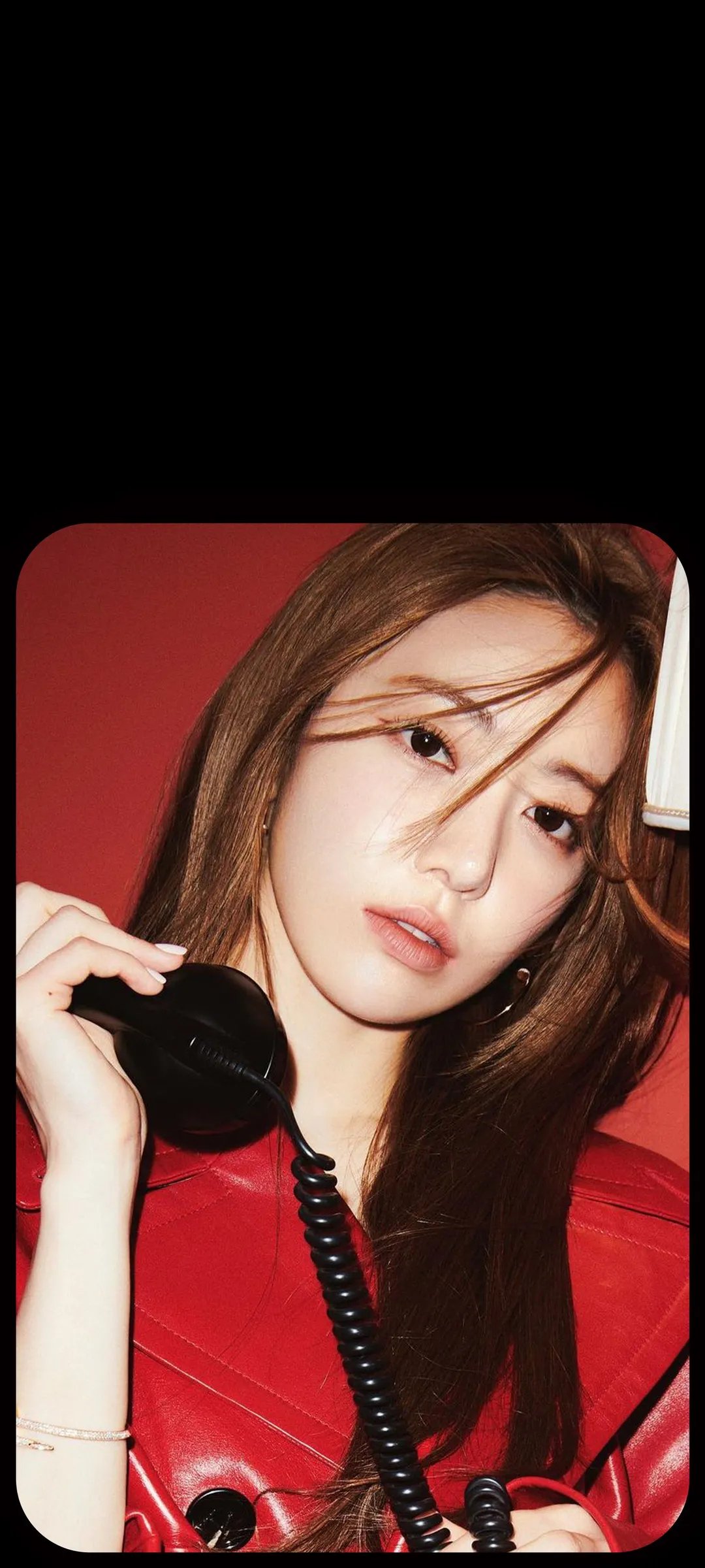 Fond d'écran de verrouillage mobile Sakura Miyawaki 4K HD télécharger — IZ*ONE, LE SSERAFIM