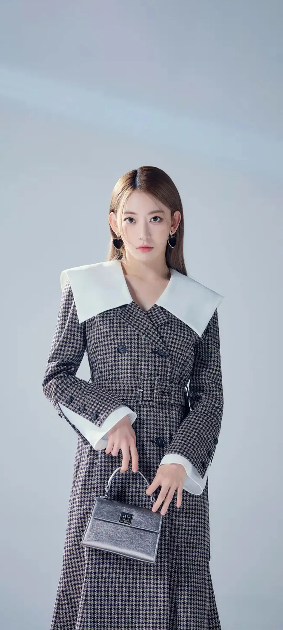 Fond d'écran de verrouillage mobile Sakura Miyawaki 4K HD télécharger — IZ*ONE, LE SSERAFIM