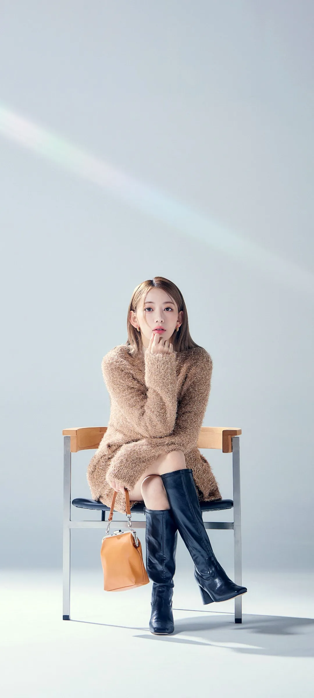 Fond d'écran de verrouillage mobile Sakura Miyawaki 4K HD télécharger — IZ*ONE, LE SSERAFIM