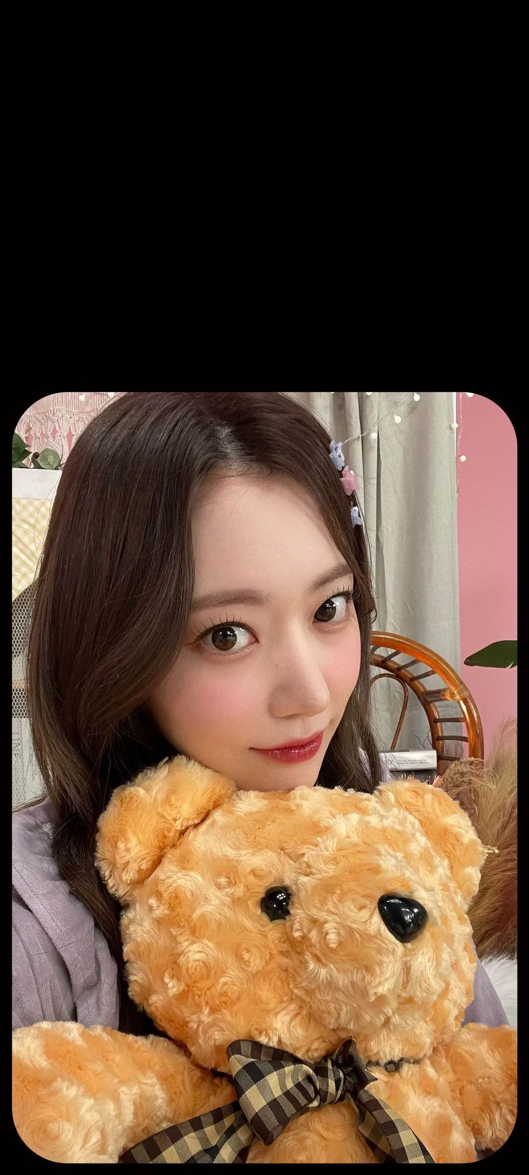 Fond d'écran de verrouillage mobile Sakura Miyawaki 4K HD télécharger — IZ*ONE, LE SSERAFIM